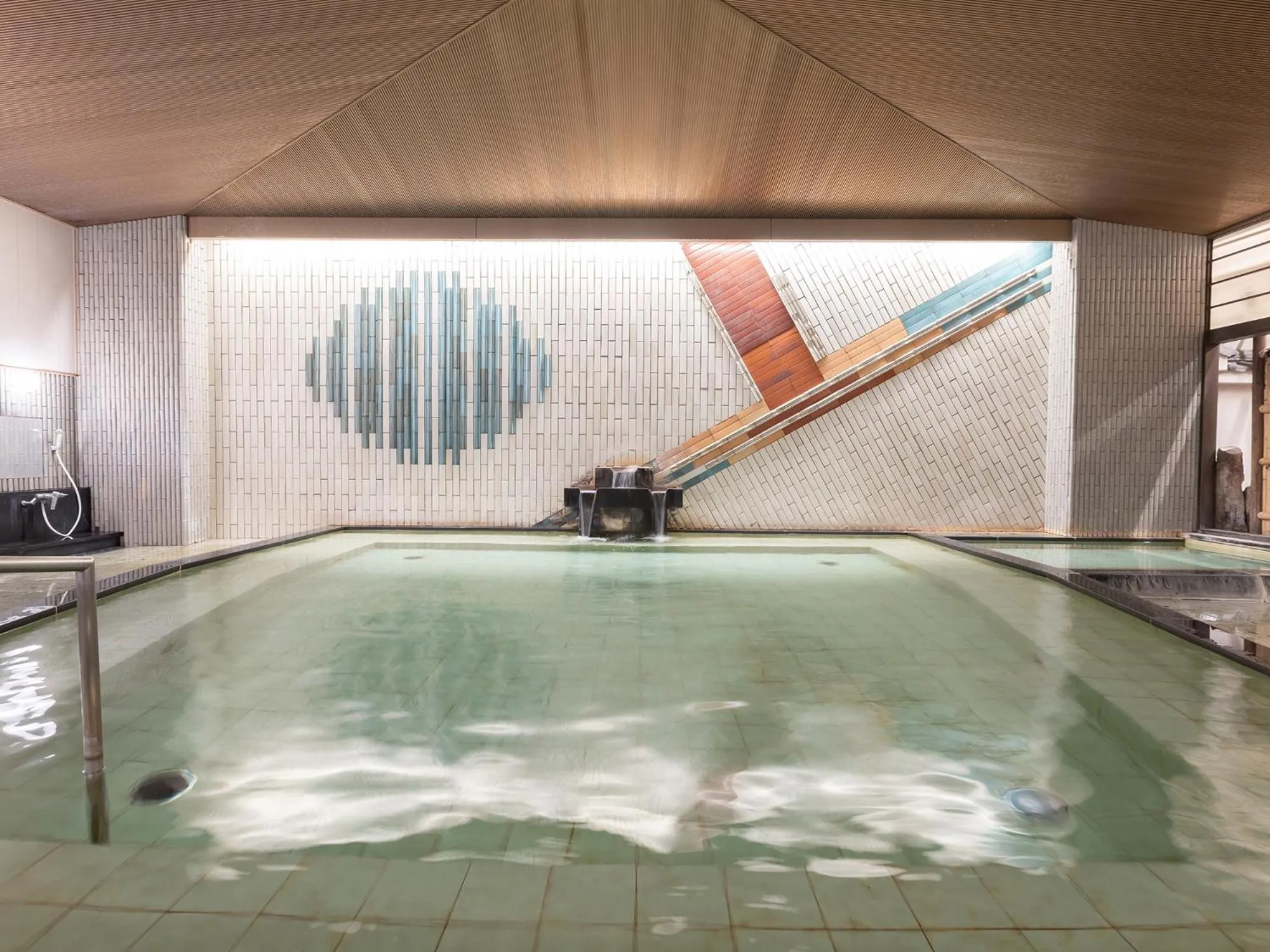 Atami New Fujiya Hotel