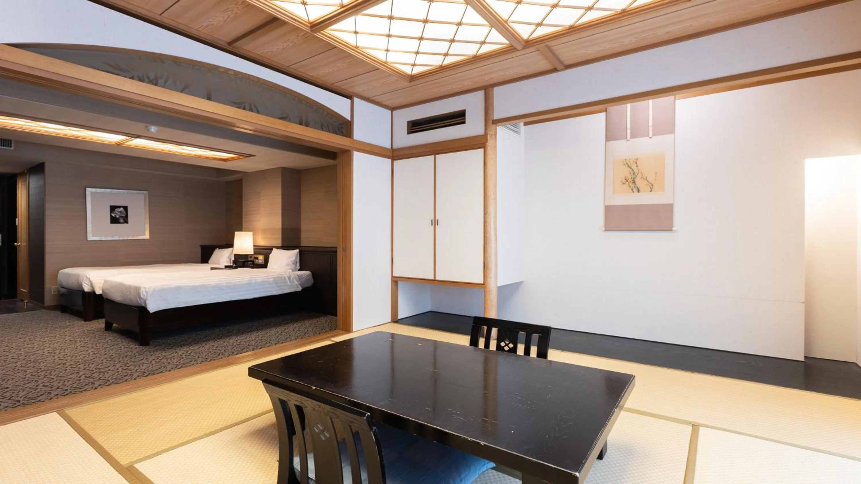 Bed in Atami Season Hotel