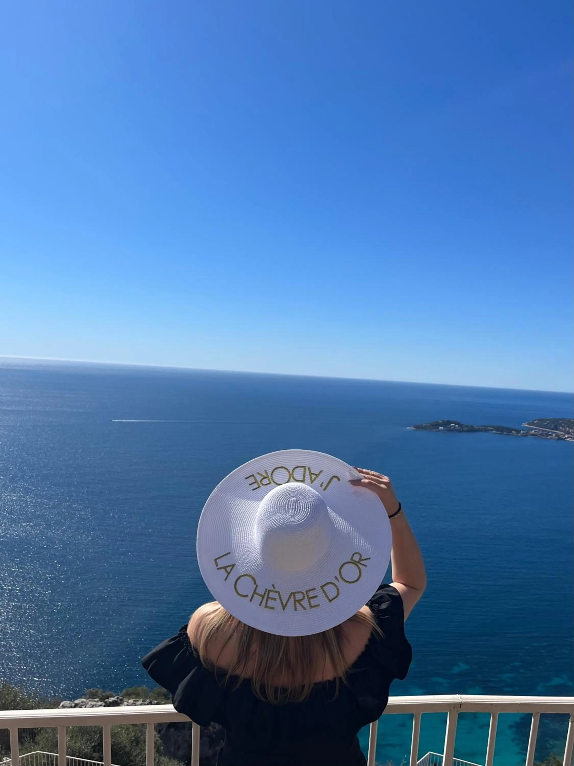 Bird's eye view in La Chèvre d'Or