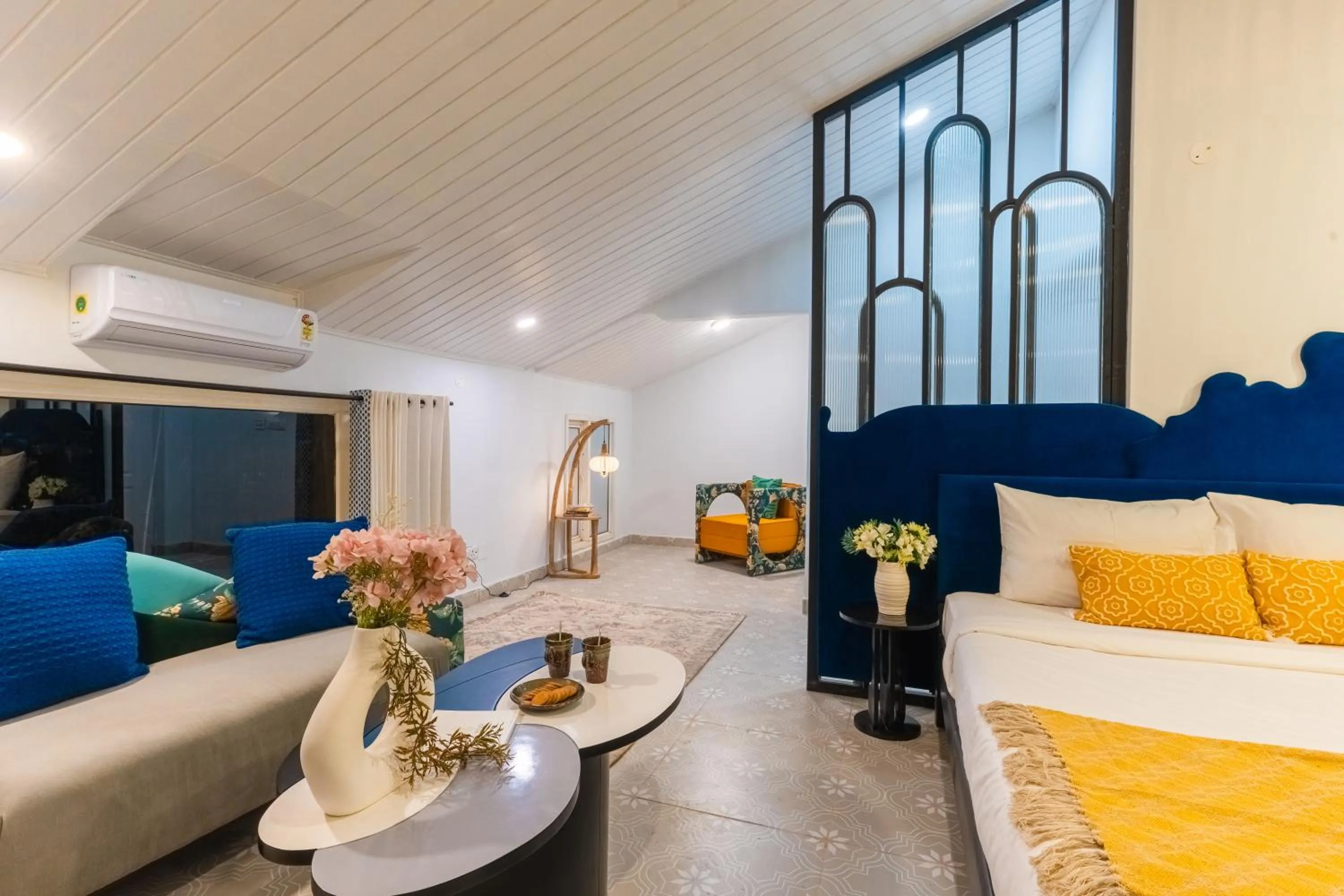 Bed in Seclude Kasauli, Himachal Pradesh