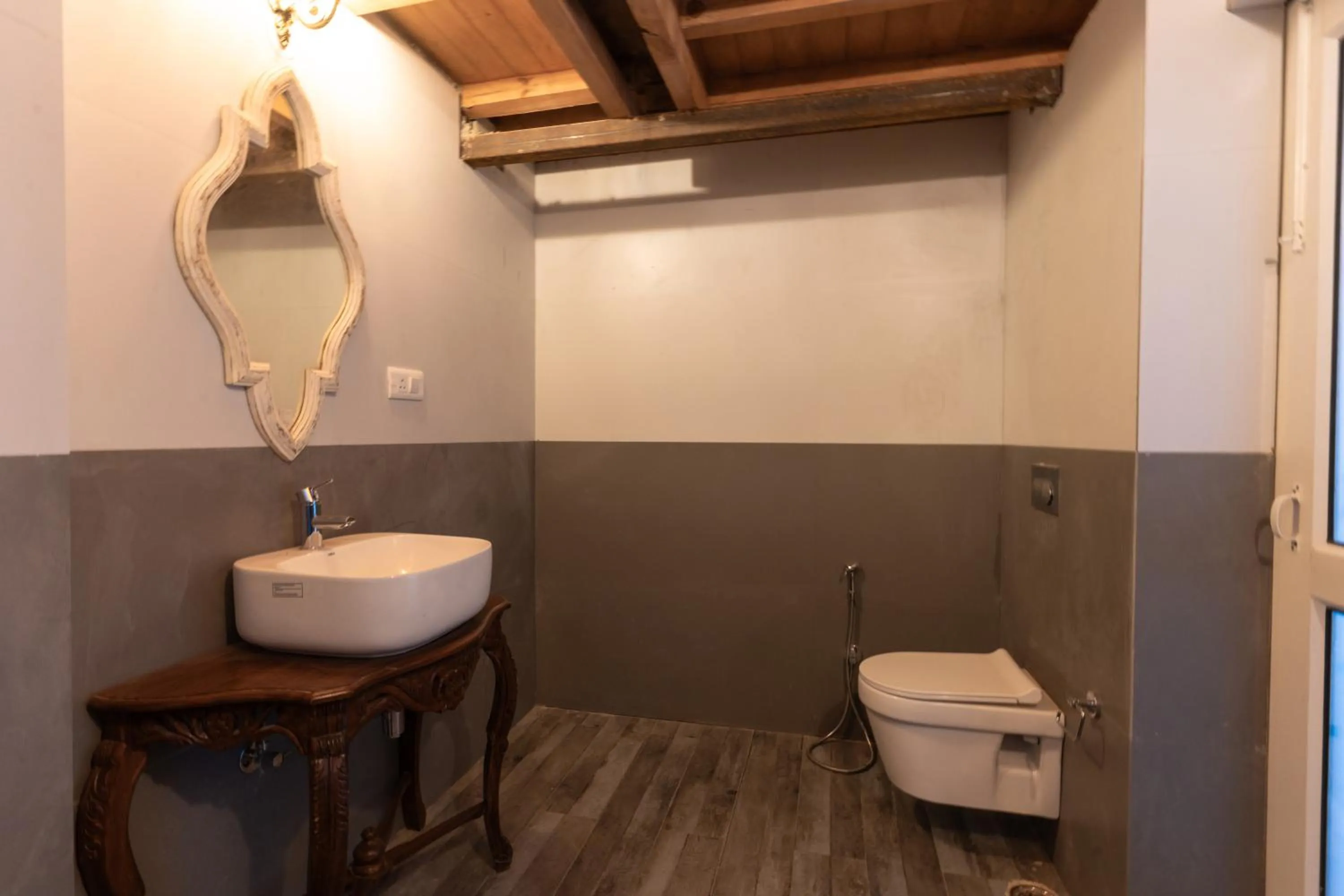 Bathroom in Seclude Kasauli, Himachal Pradesh