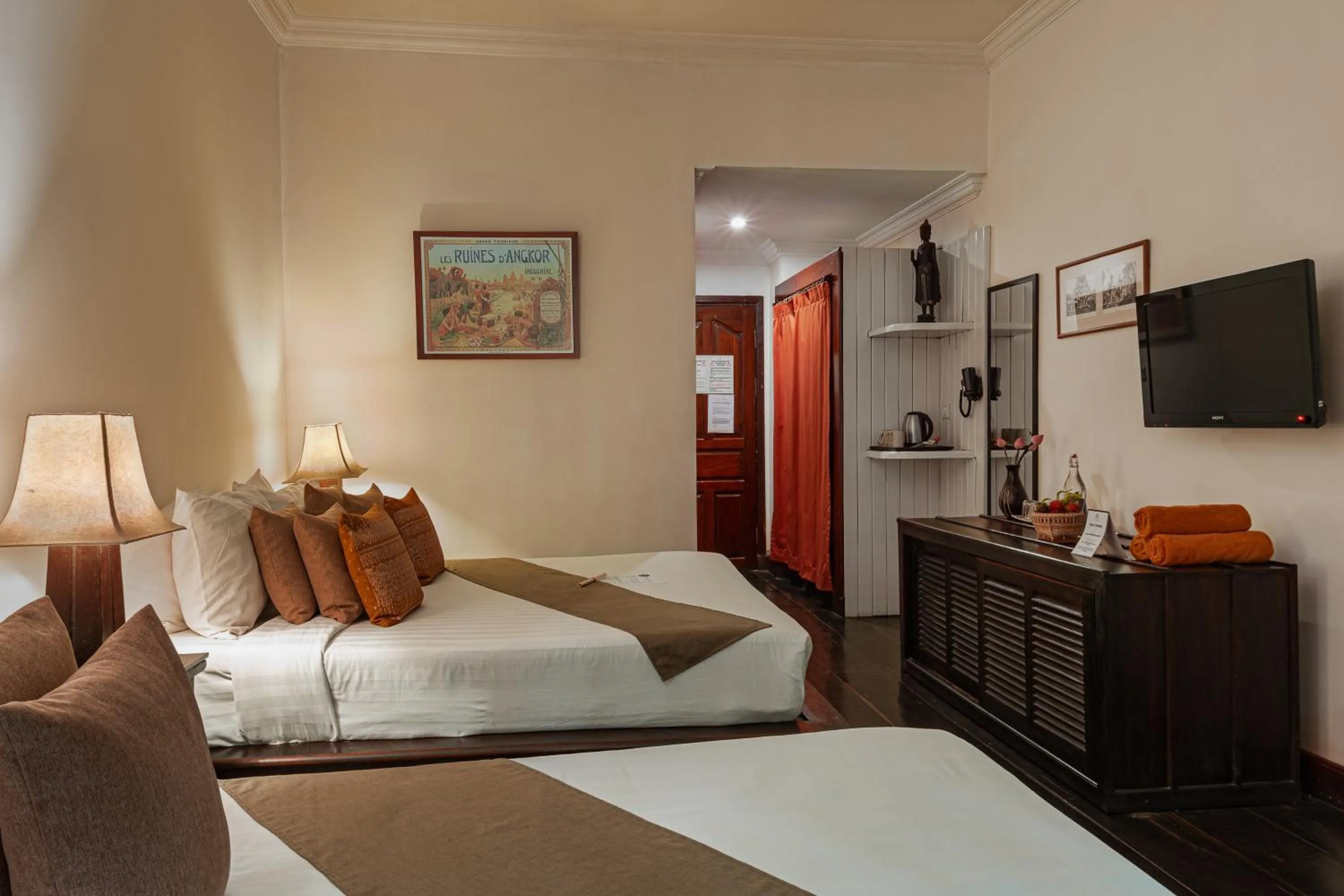 Bed in Pavillon Indochine Boutique - Hotel