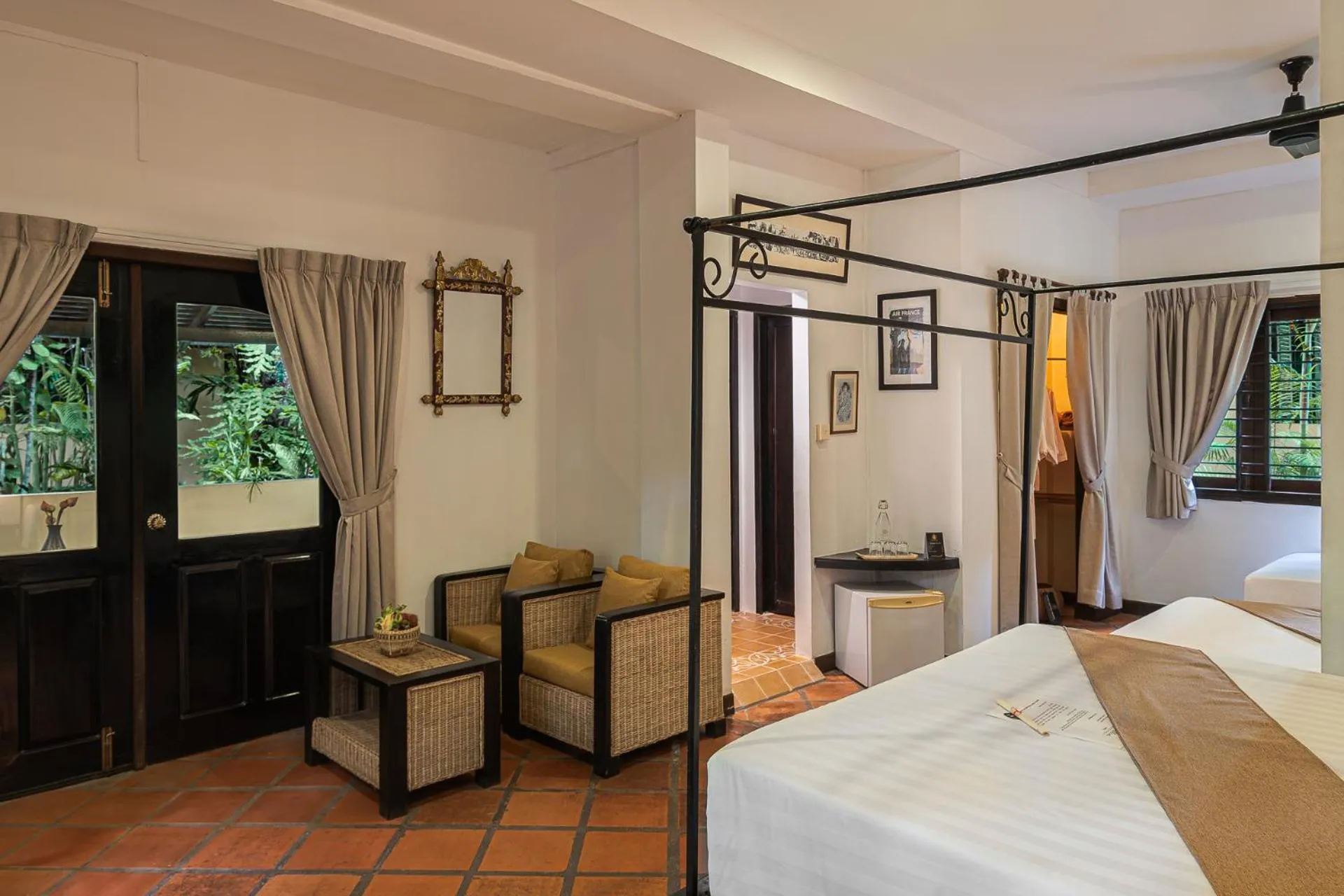 Bed in Pavillon Indochine Boutique - Hotel