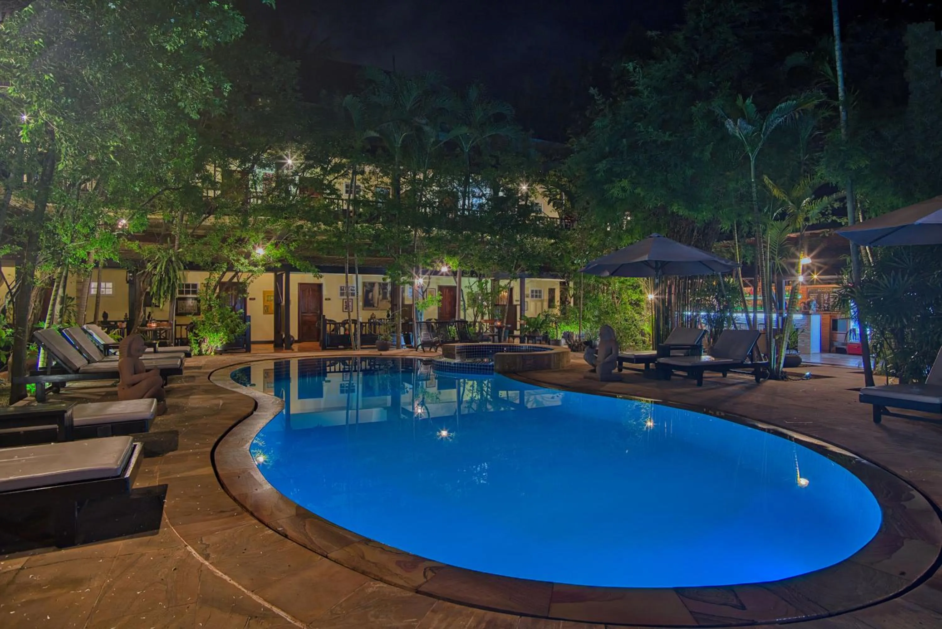 Swimming pool in Pavillon Indochine Boutique - Hotel