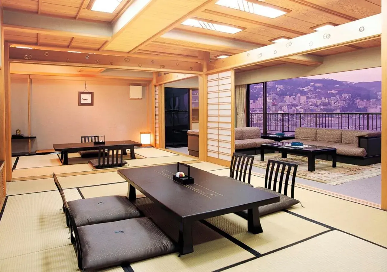 Japanese-Style Triple Room with Sofa Bed and Sea View in Uomisaki Hotel Japanese-Style Triple Room with Sofa Bed and Sea View in Uomisaki Hotel