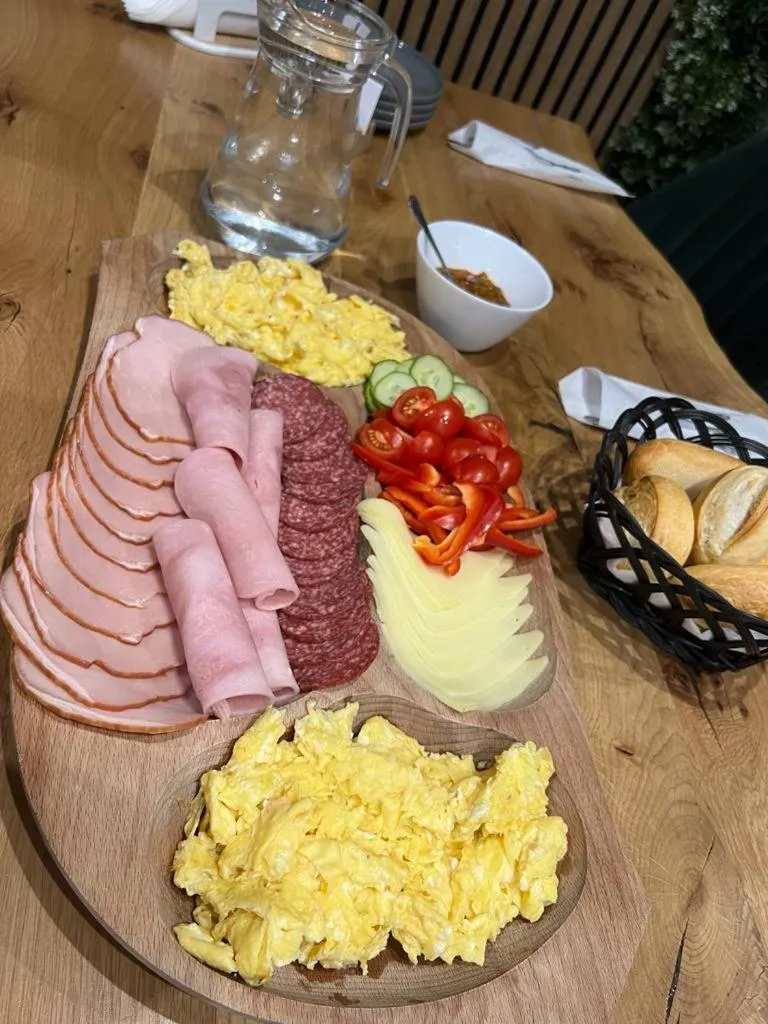 Breakfast in Hotel Muntele Mic