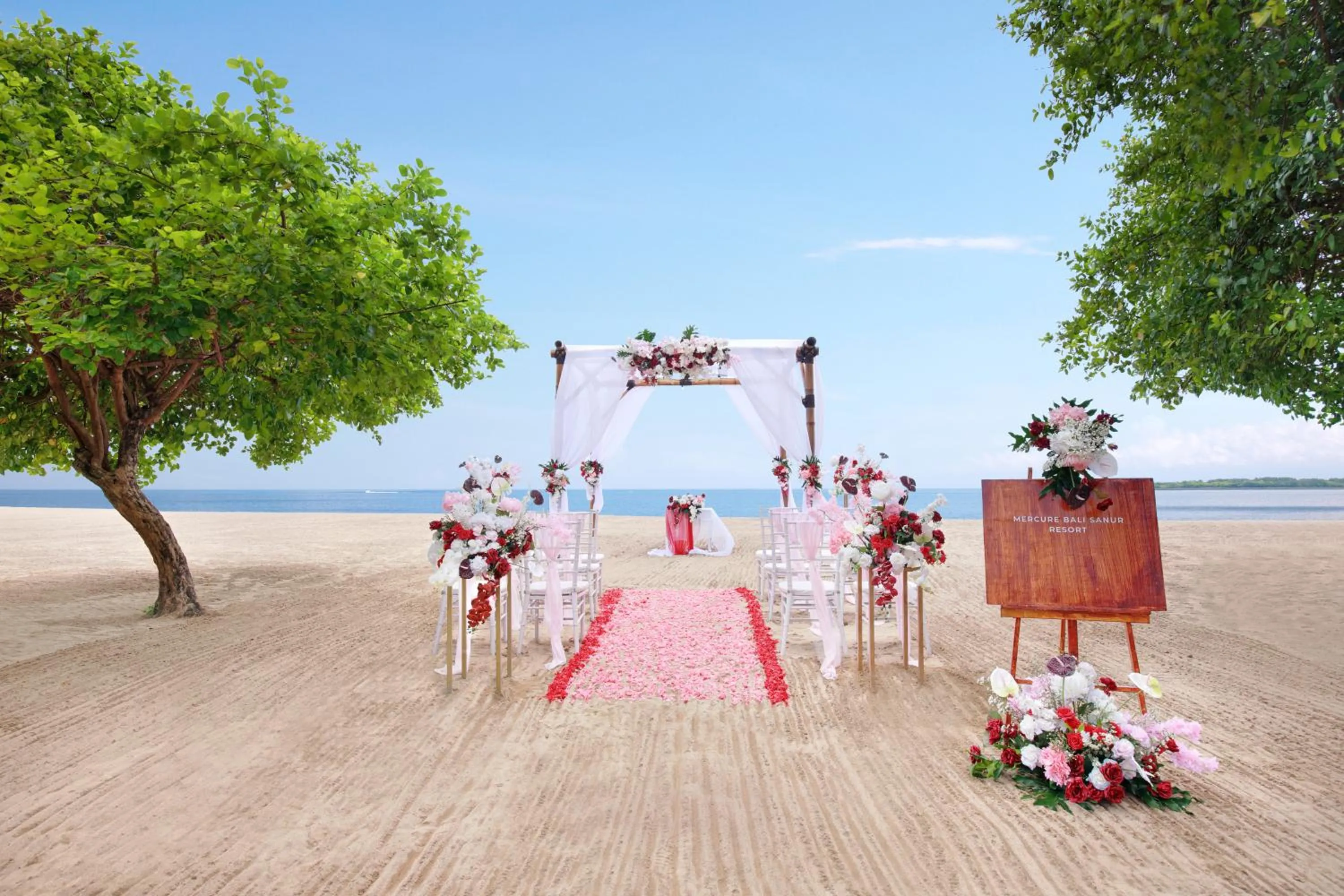 Beach in Mercure Resort Sanur