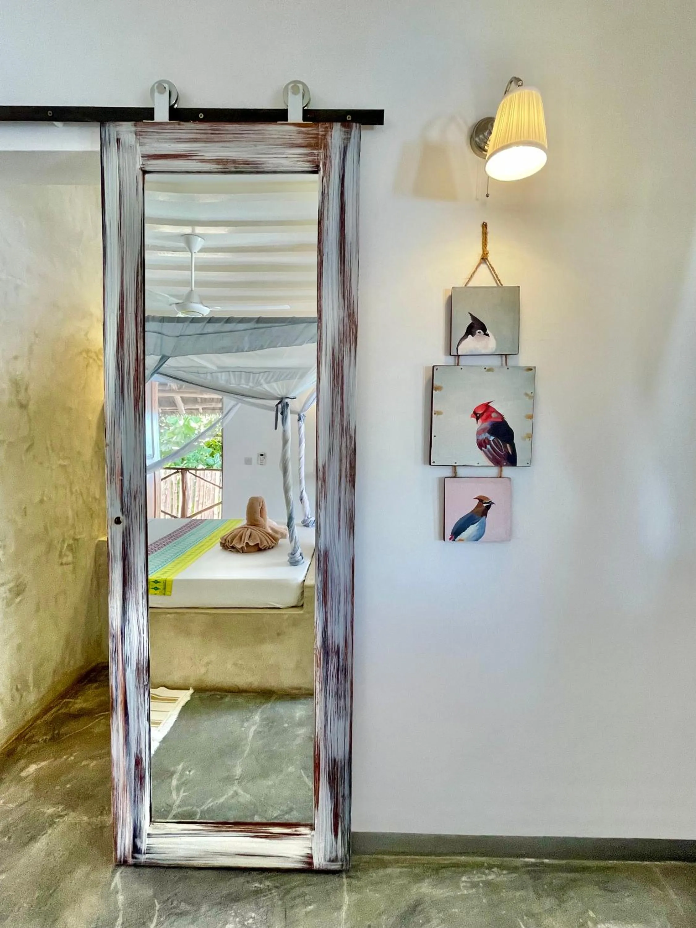 Decorative detail, Bed in Villa Huruma