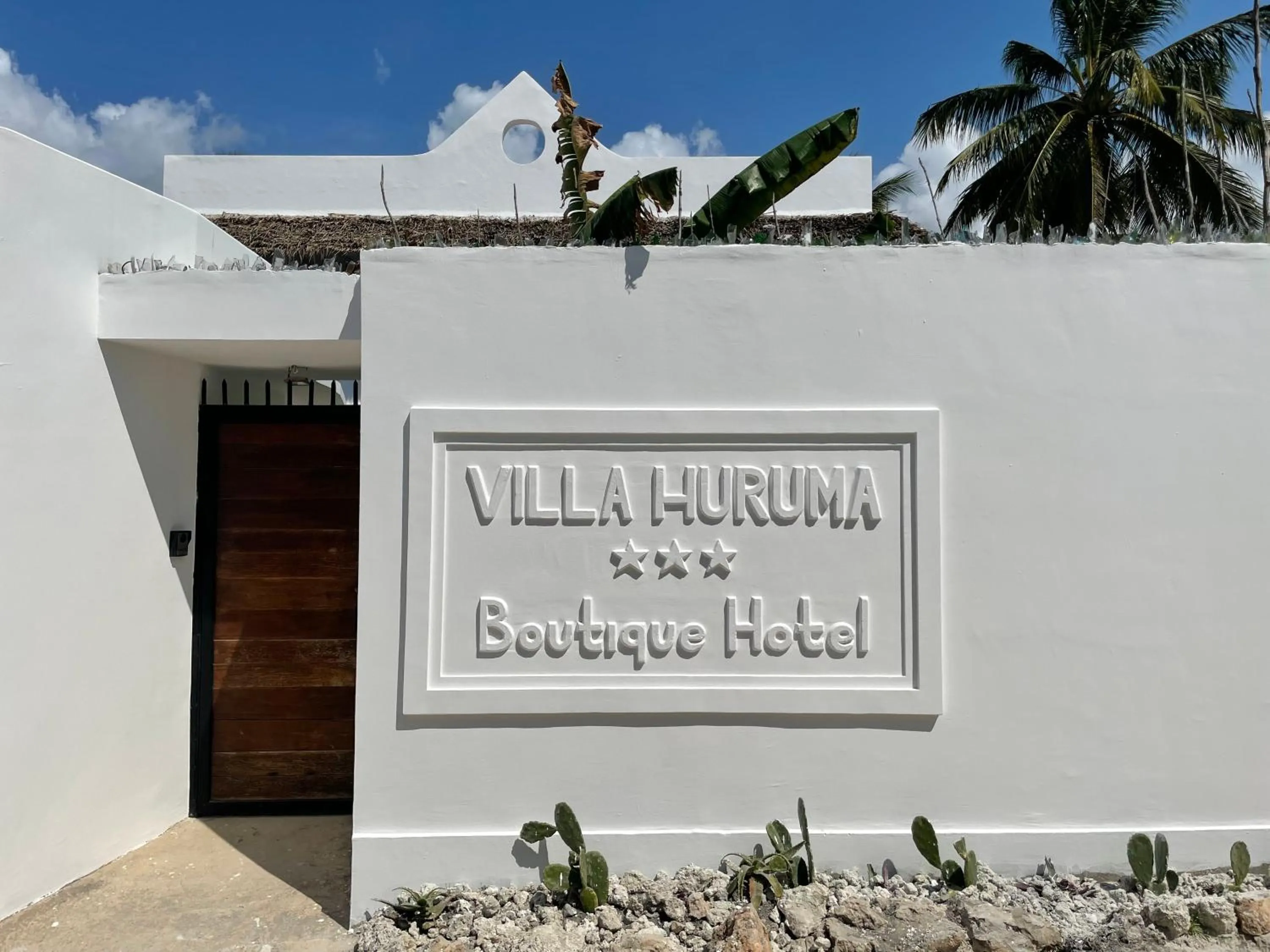 Facade/entrance in Villa Huruma