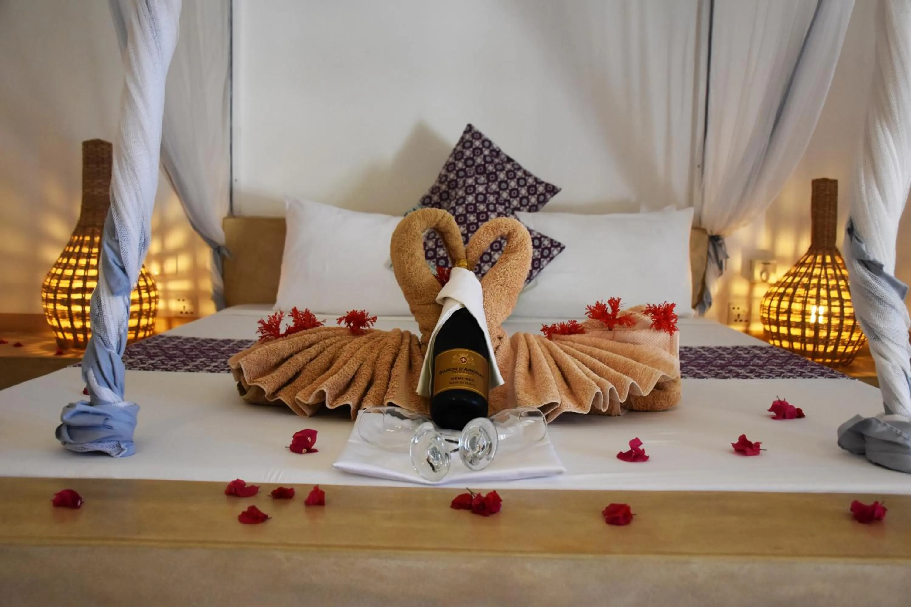 Bedroom, Bed in Villa Huruma