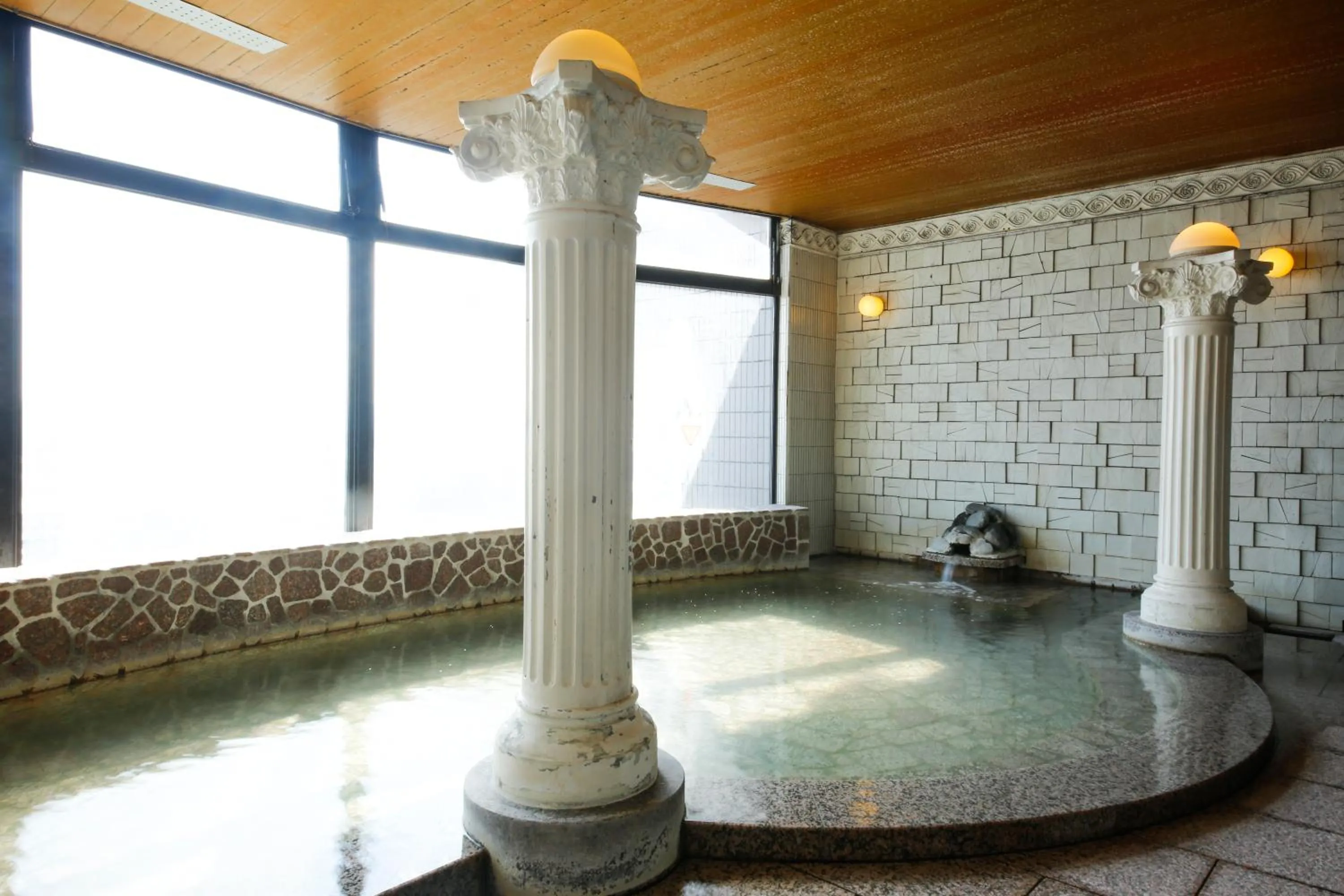 Public Bath in Fuyo Bekkan