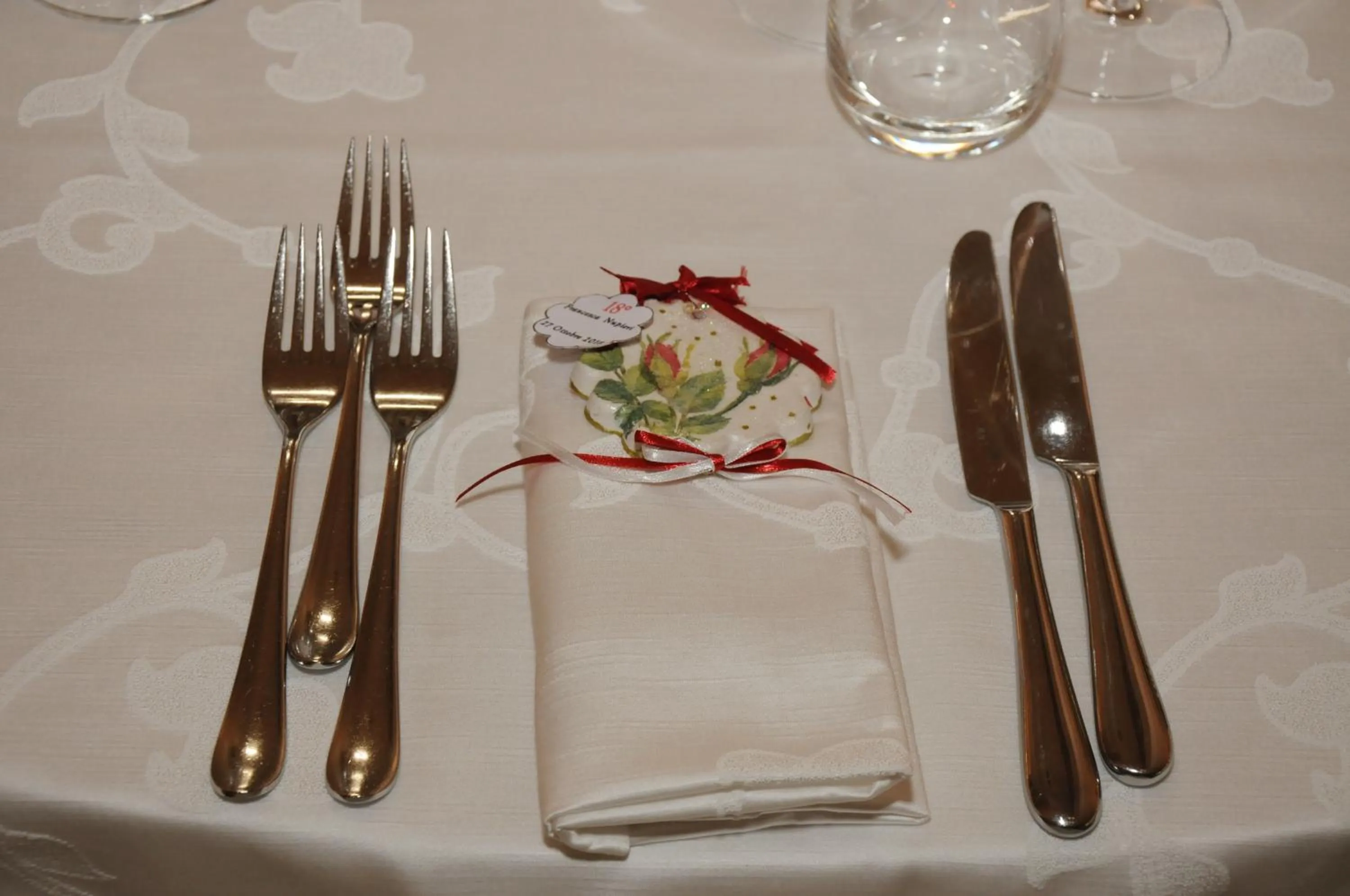 Restaurant/places to eat in Hotel Kiris