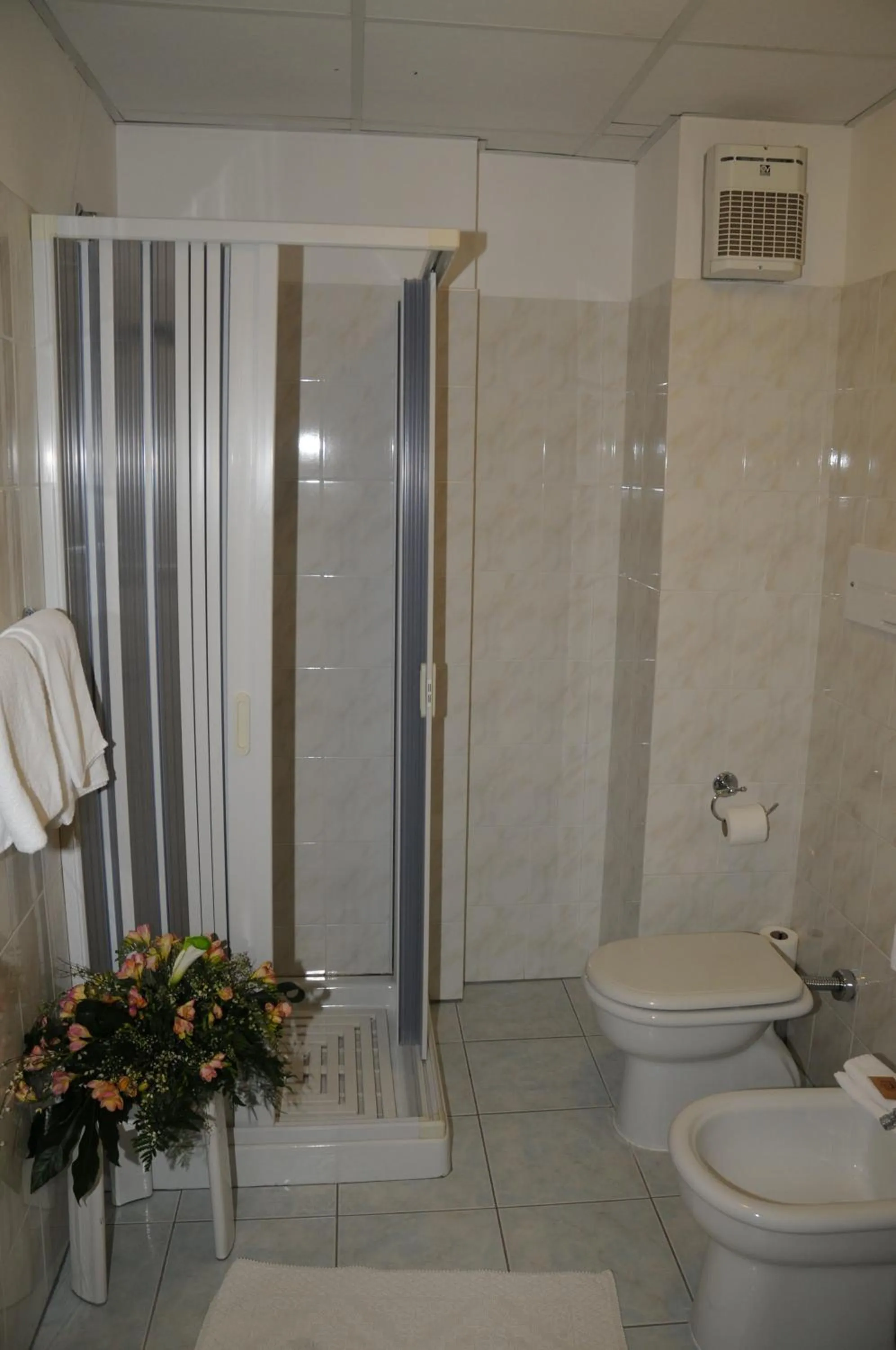 Bathroom in Hotel Kiris