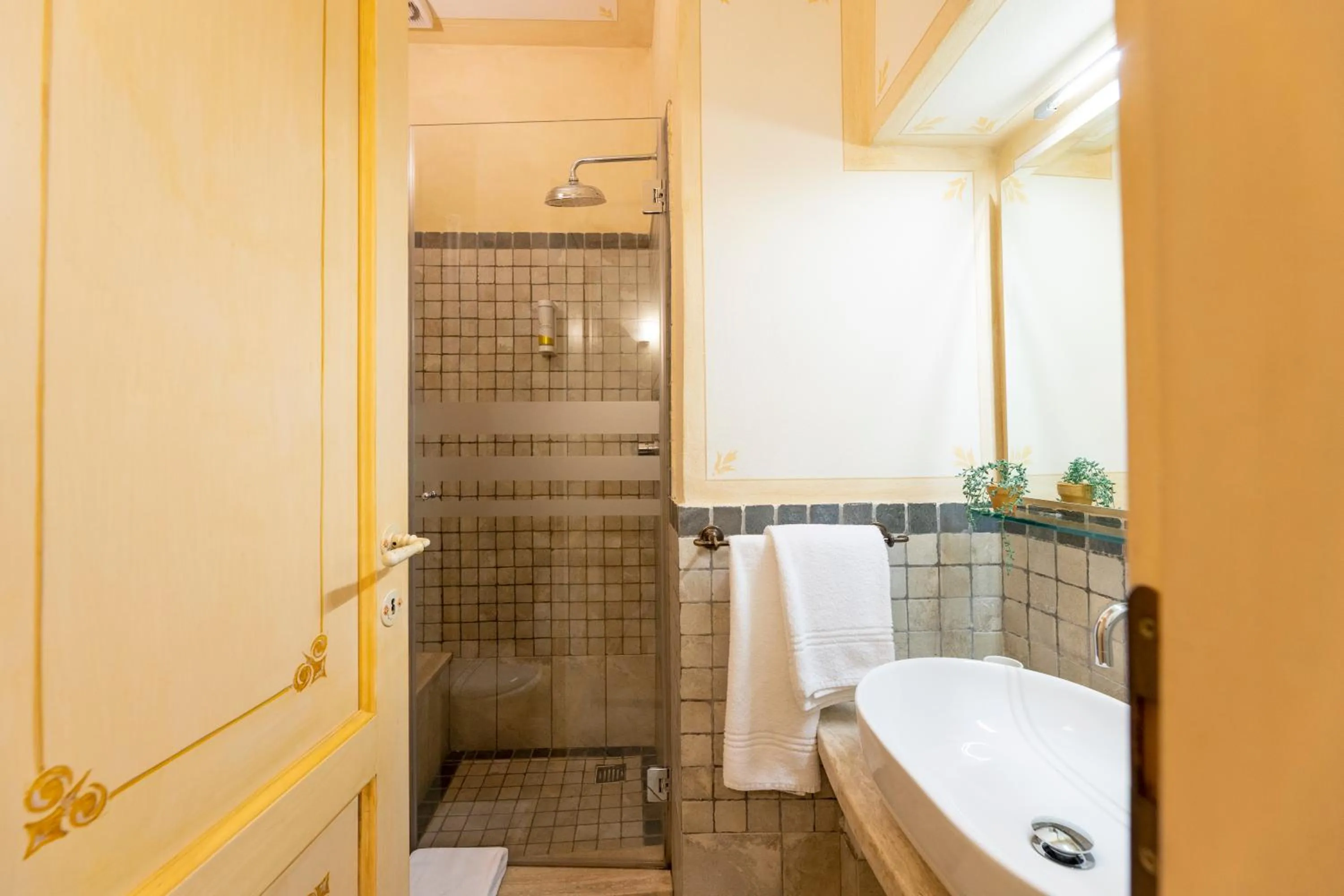Bathroom in Torre Del Nera Albergo diffuso & Spa