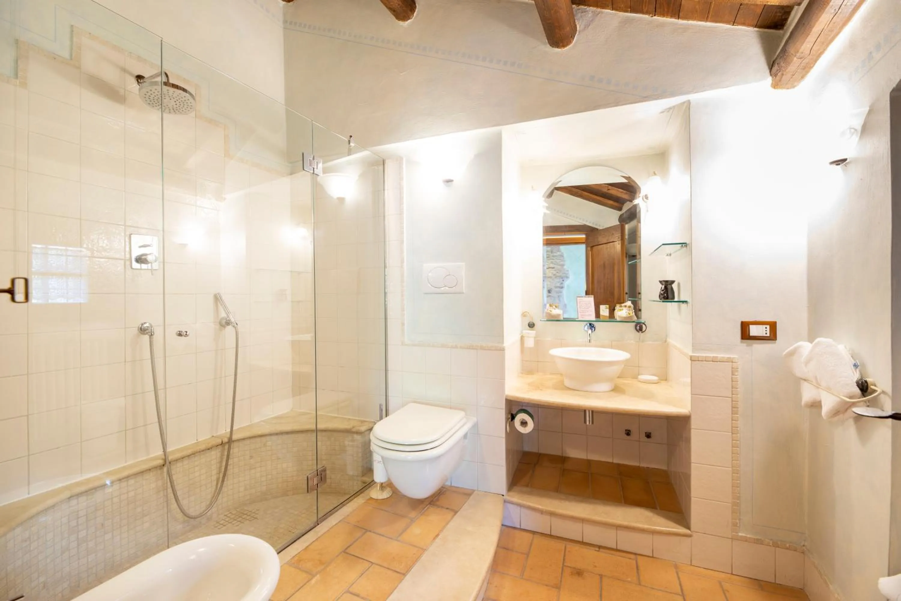 Bathroom in Torre Del Nera Albergo diffuso & Spa