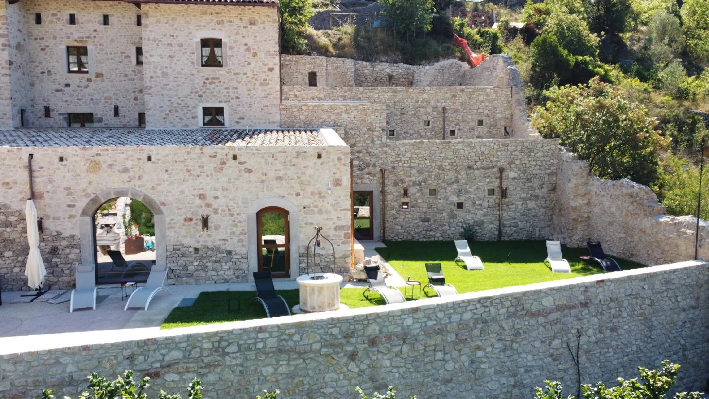 Garden in Torre Del Nera Albergo diffuso & Spa