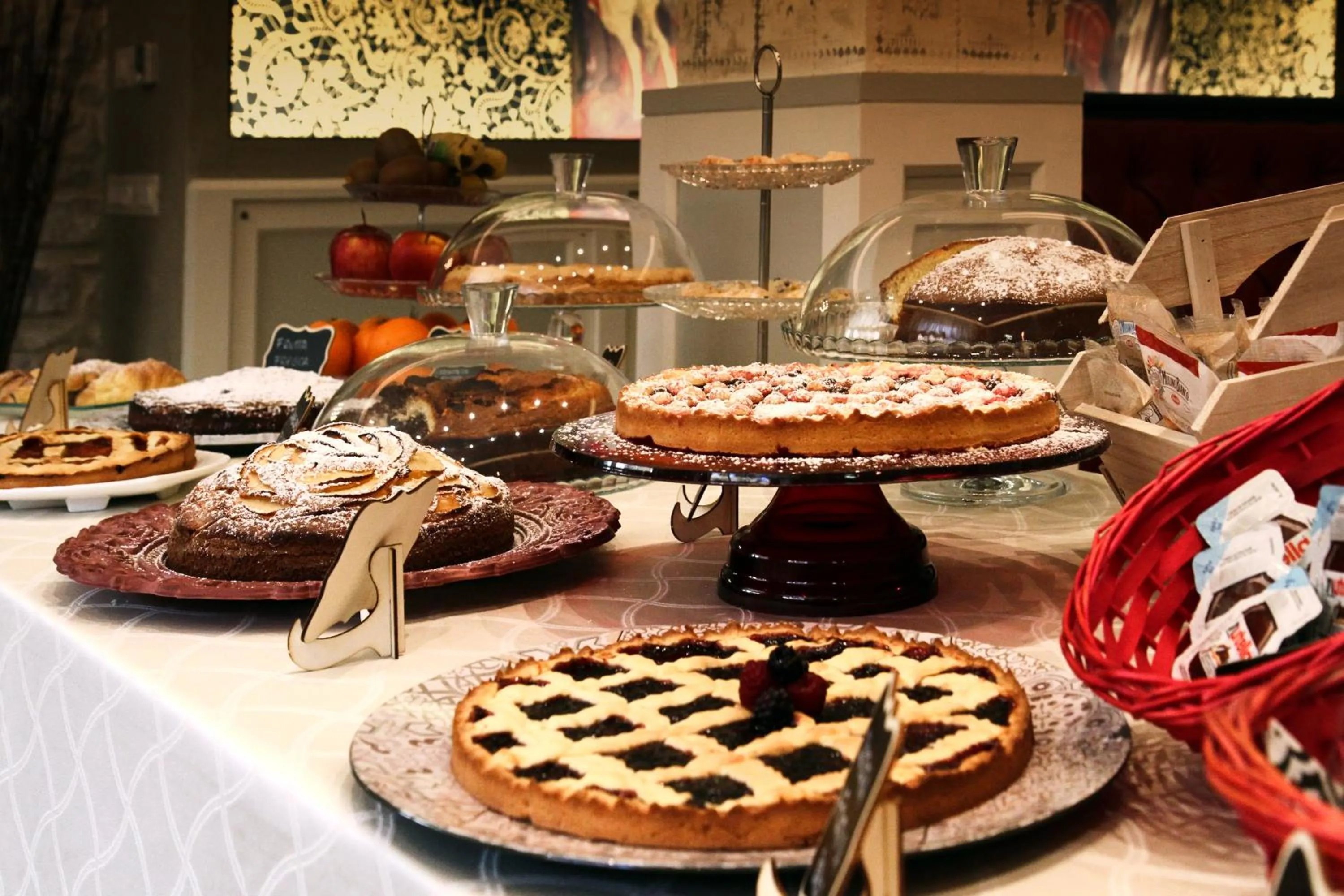 Food and drinks in Torre Del Nera Albergo diffuso & Spa