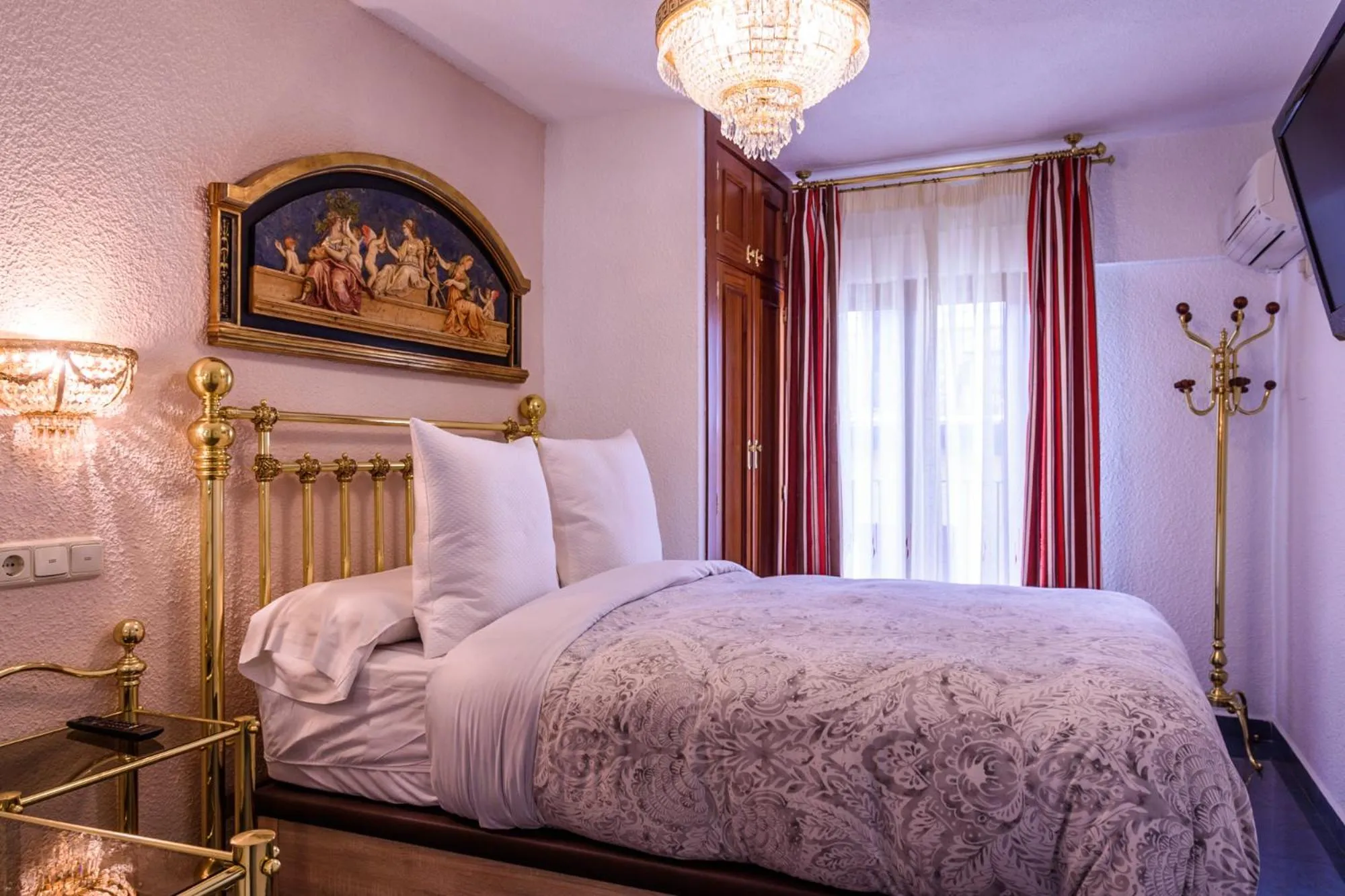 Photo of the whole room, Bed in Casa de Reyes