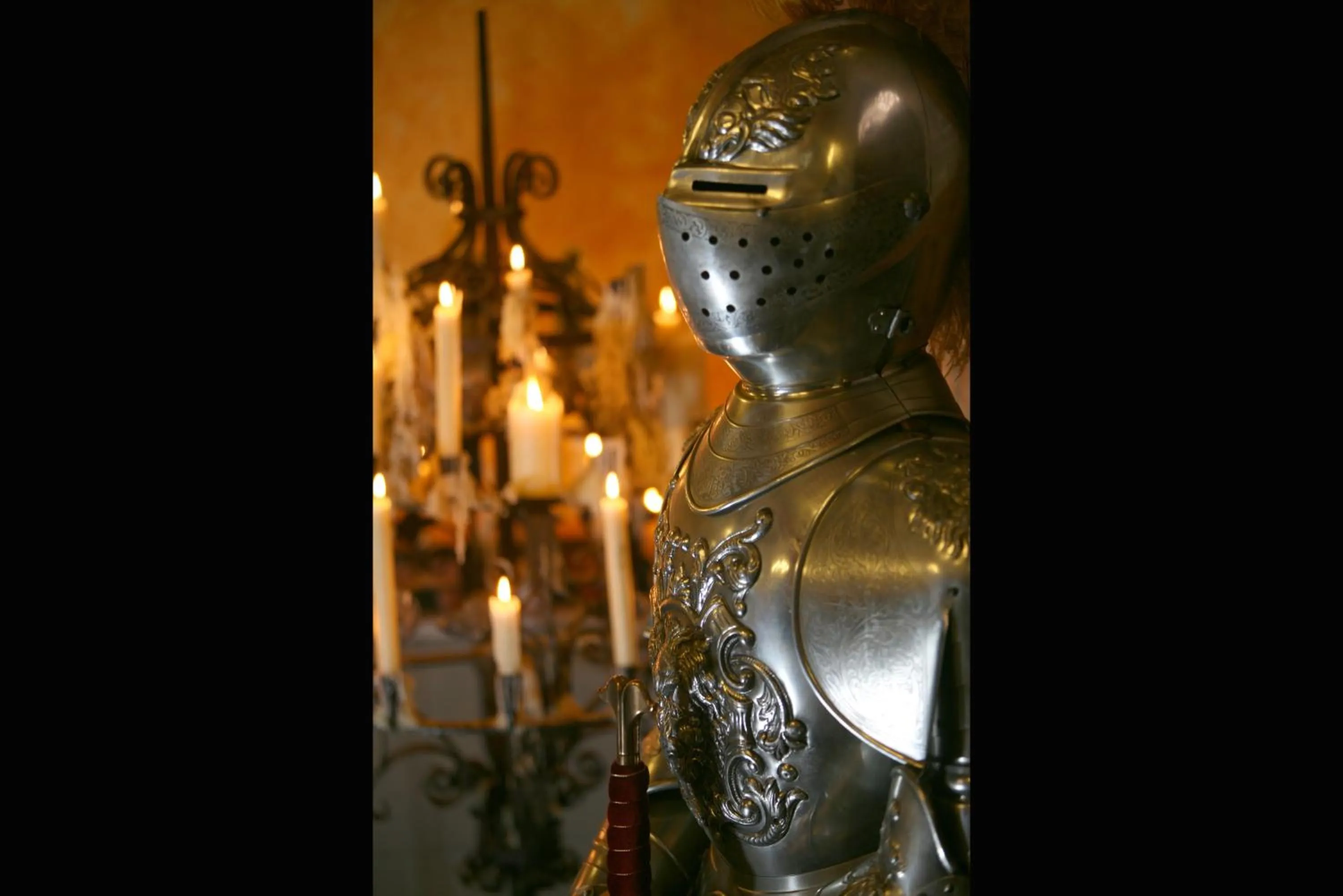 Decorative detail in Casa de Reyes