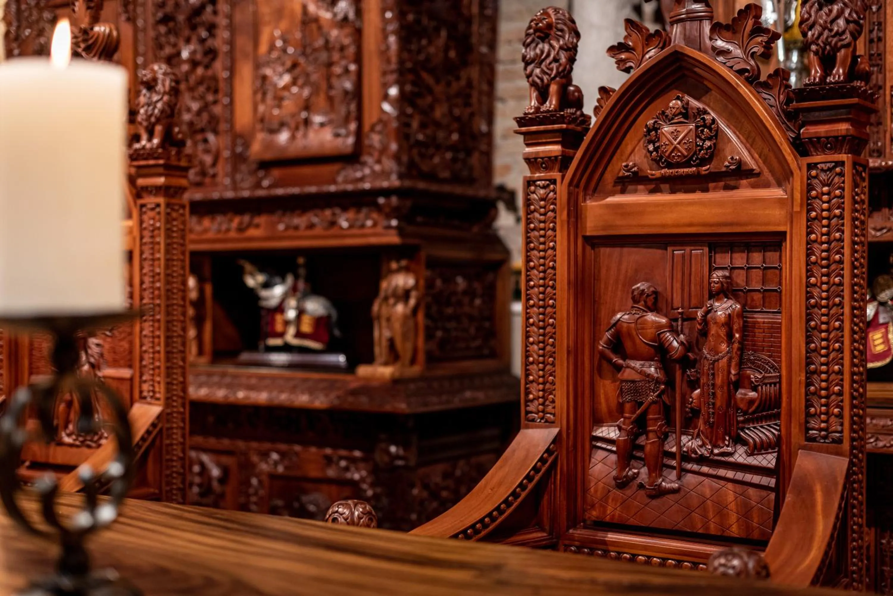 Property building in Casa de Reyes