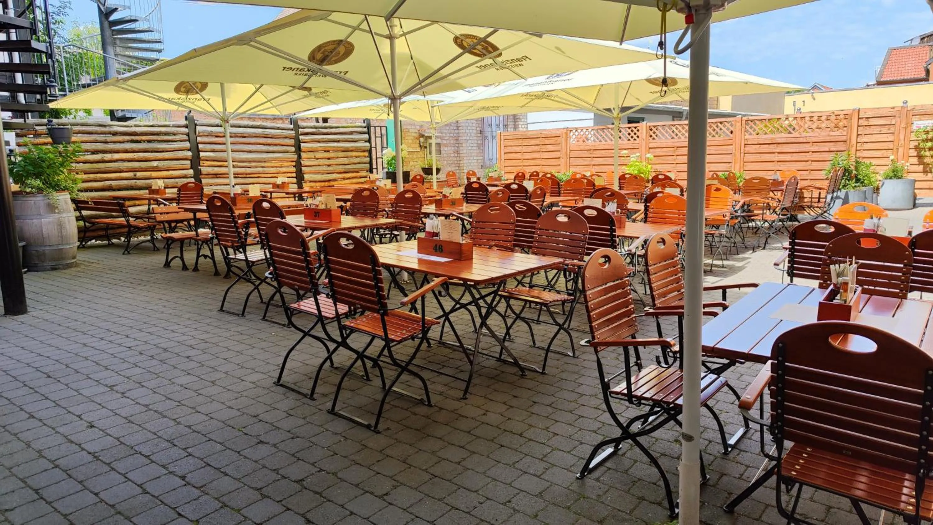 Restaurant/places to eat in Hotel Alte Brennerei