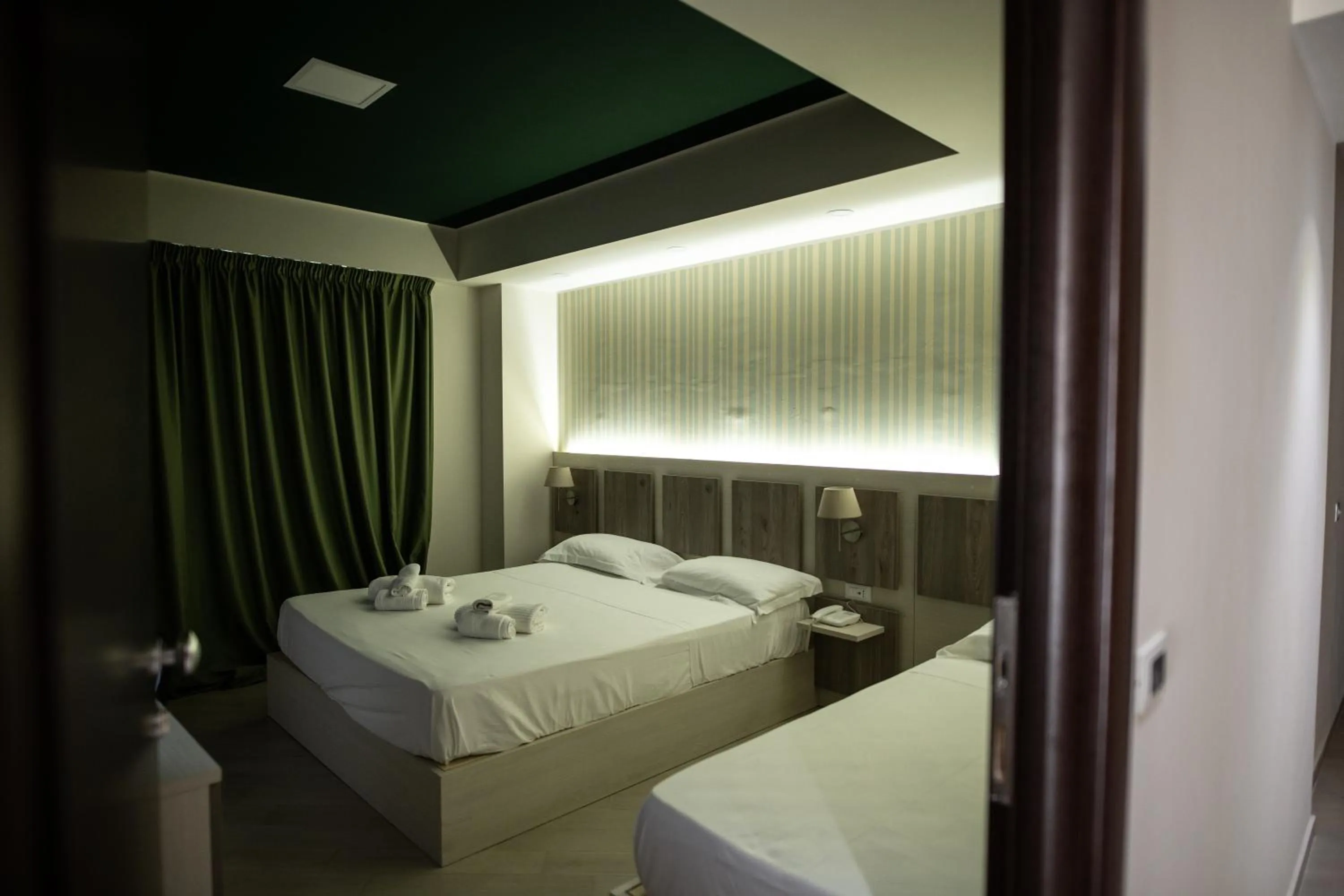 Bed in Hotel Cliché