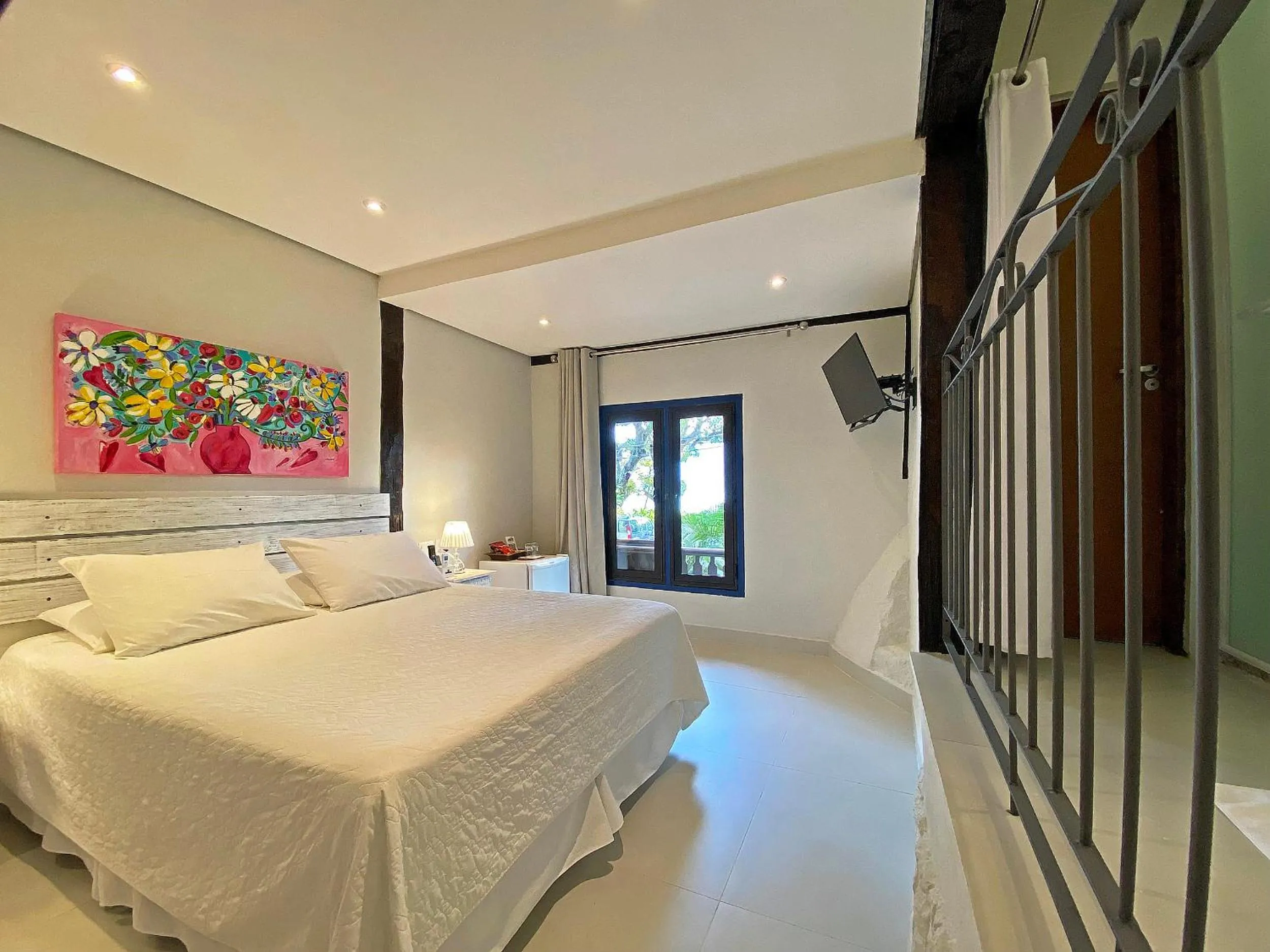 Photo of the whole room, Bed in Porto Pacuíba Hotel