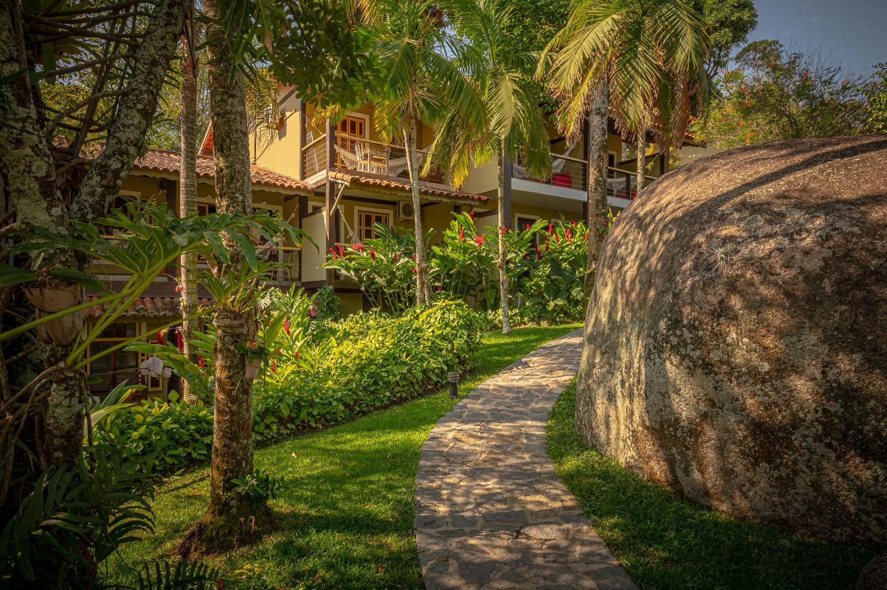 Garden in Porto Pacuíba Hotel