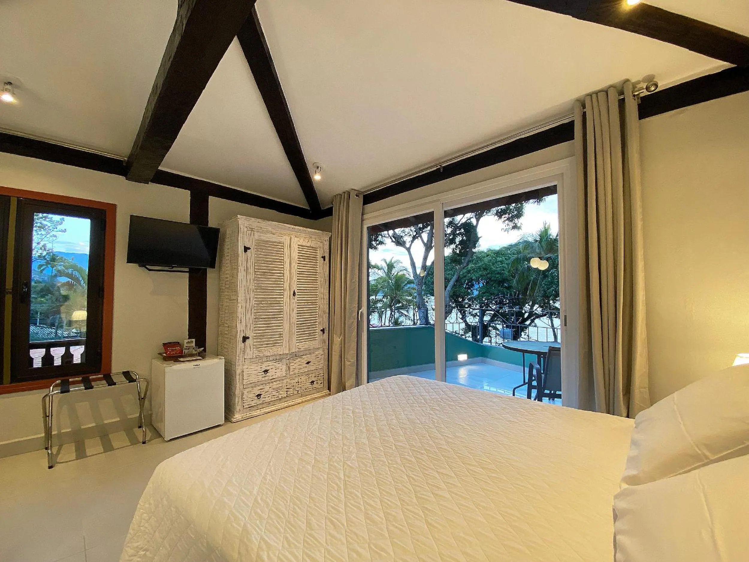 Sea view, Bed in Porto Pacuíba Hotel