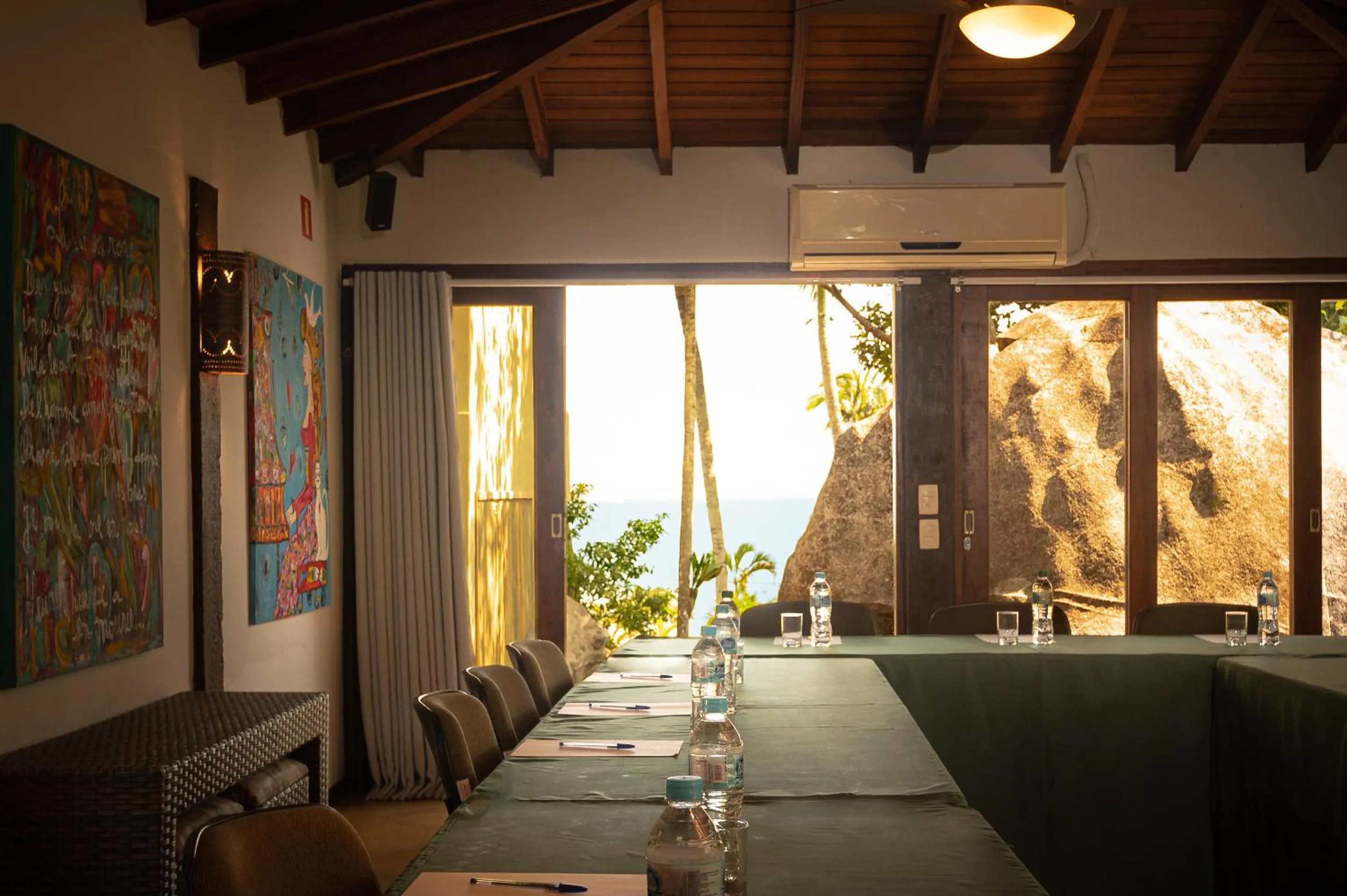 Business facilities in Porto Pacuíba Hotel