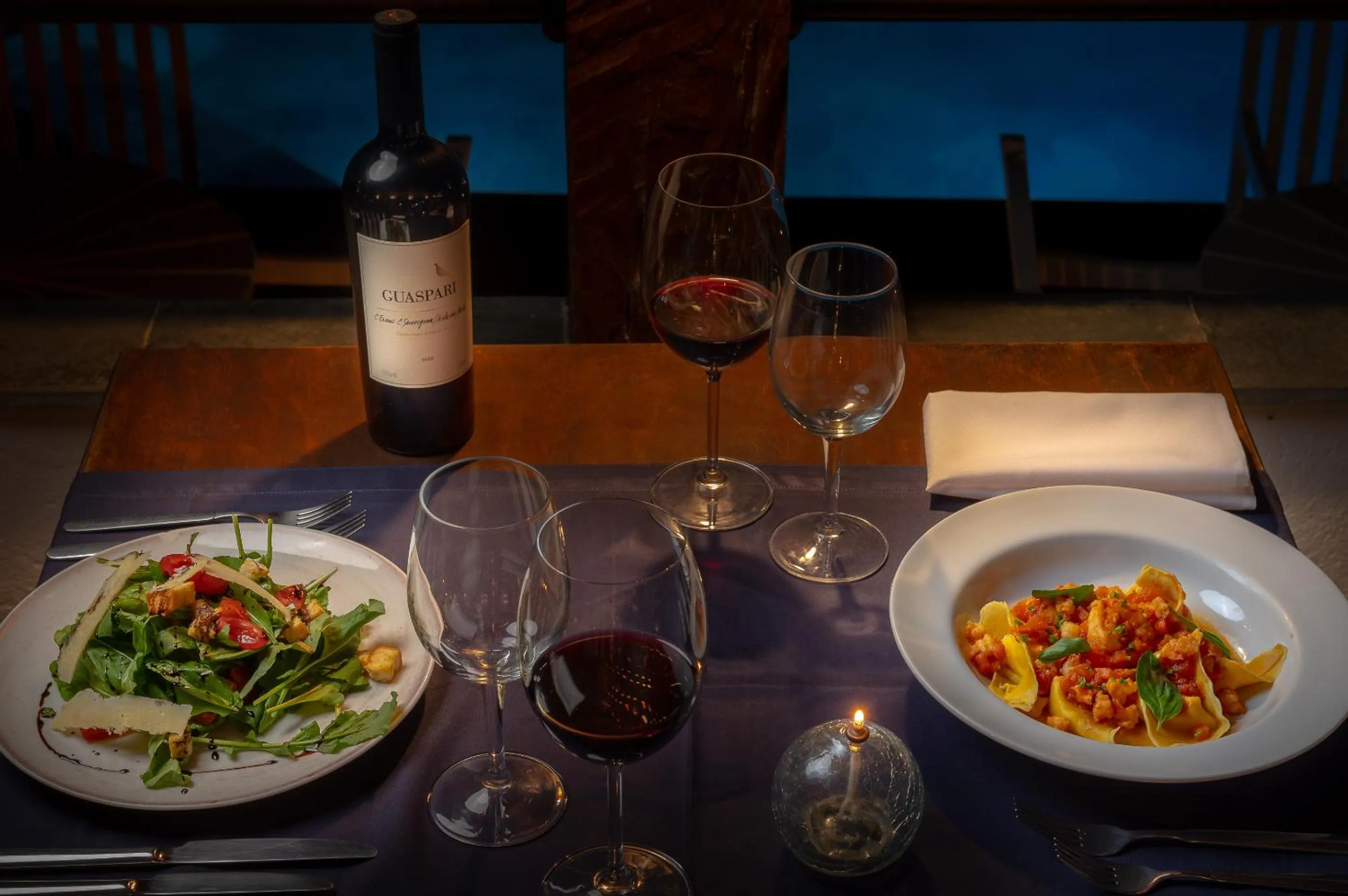 Dinner in Porto Pacuíba Hotel