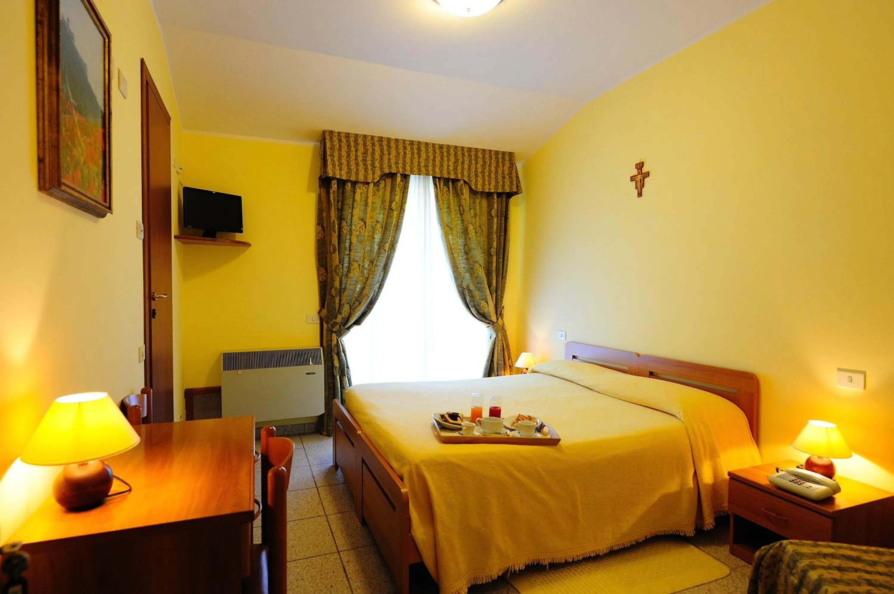 Photo of the whole room, Bed in Colle Degli Olivi snc