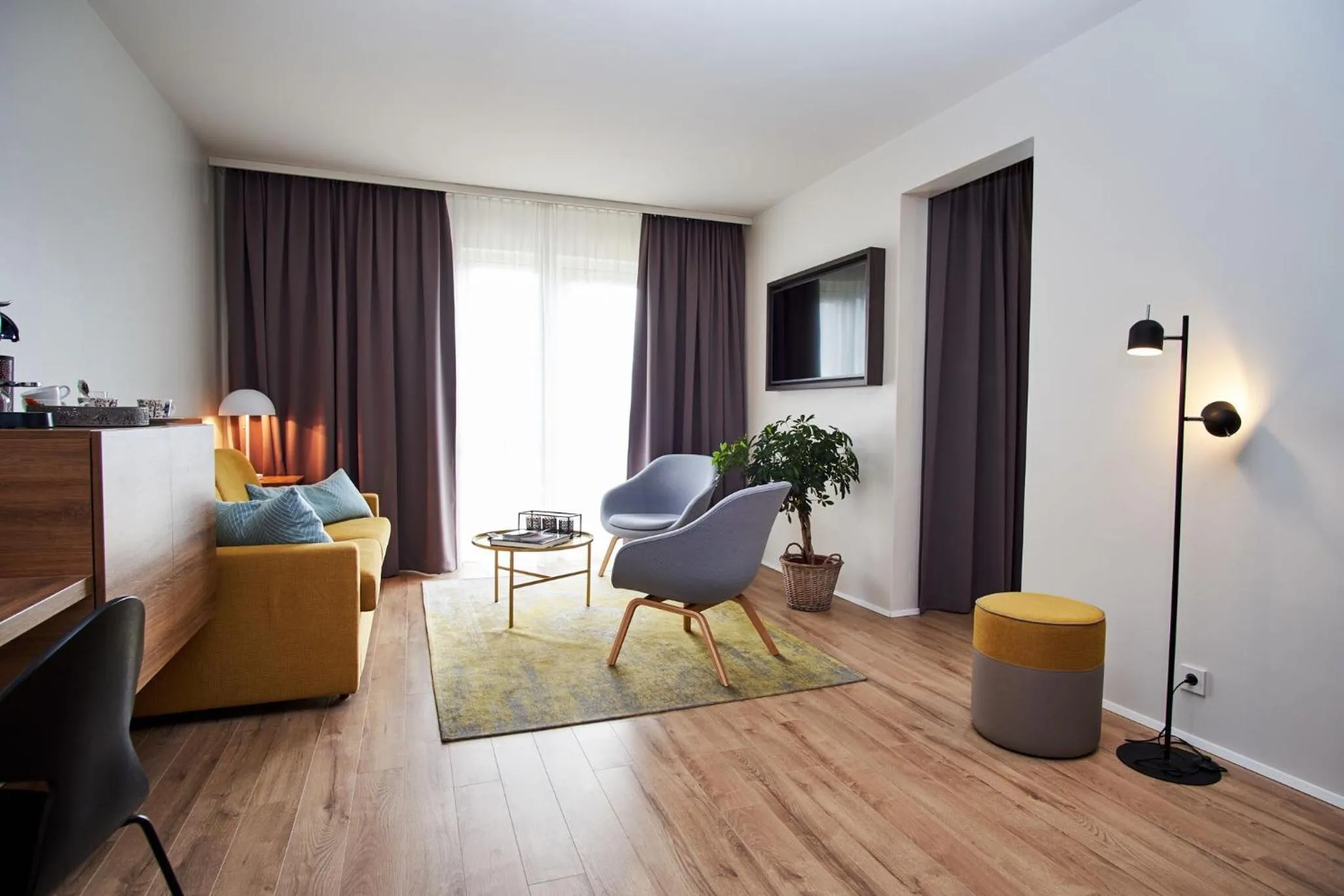 Living room in Hotel Berg by Keflavik Airport