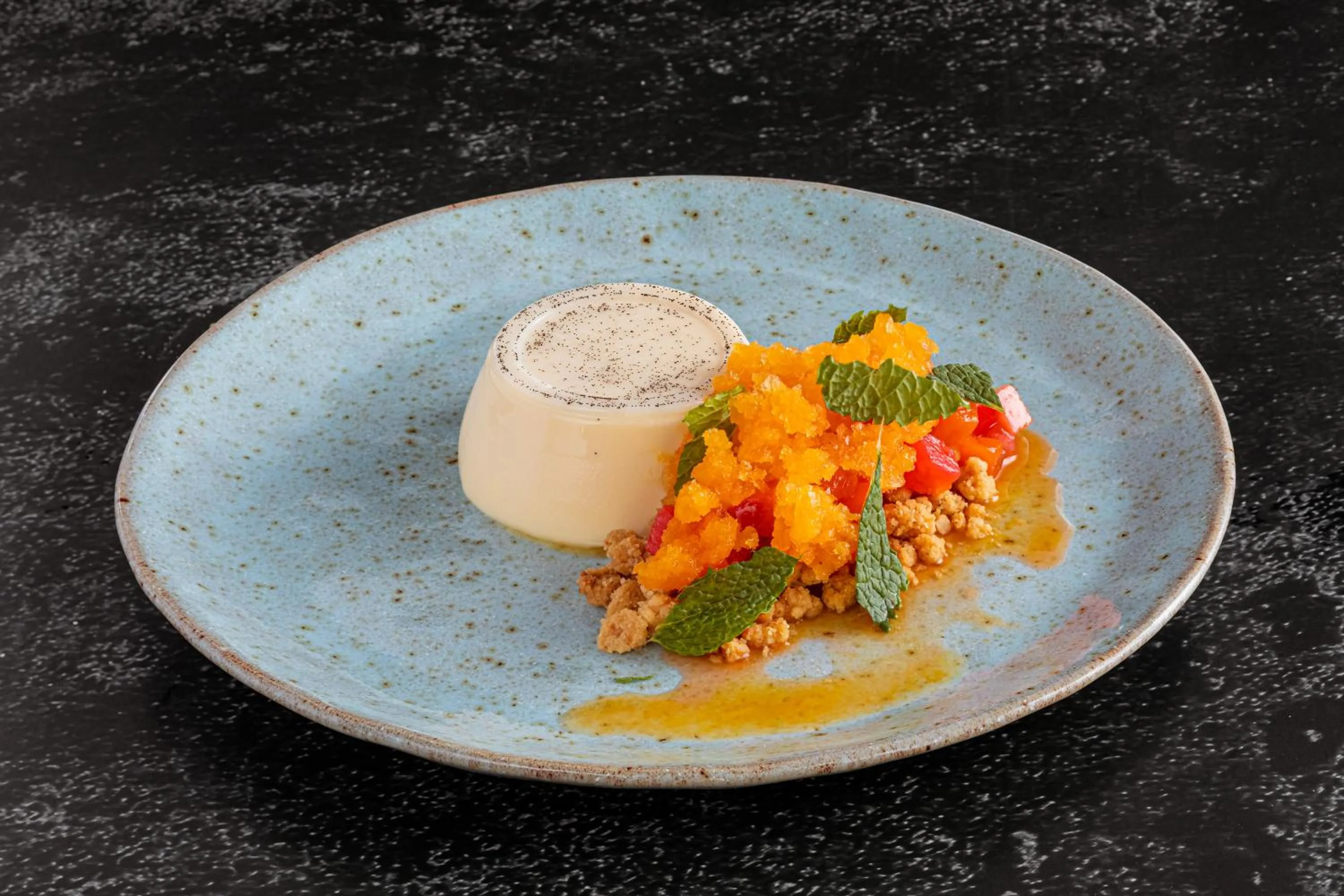 Restaurant/places to eat in Hotel Berg by Keflavik Airport