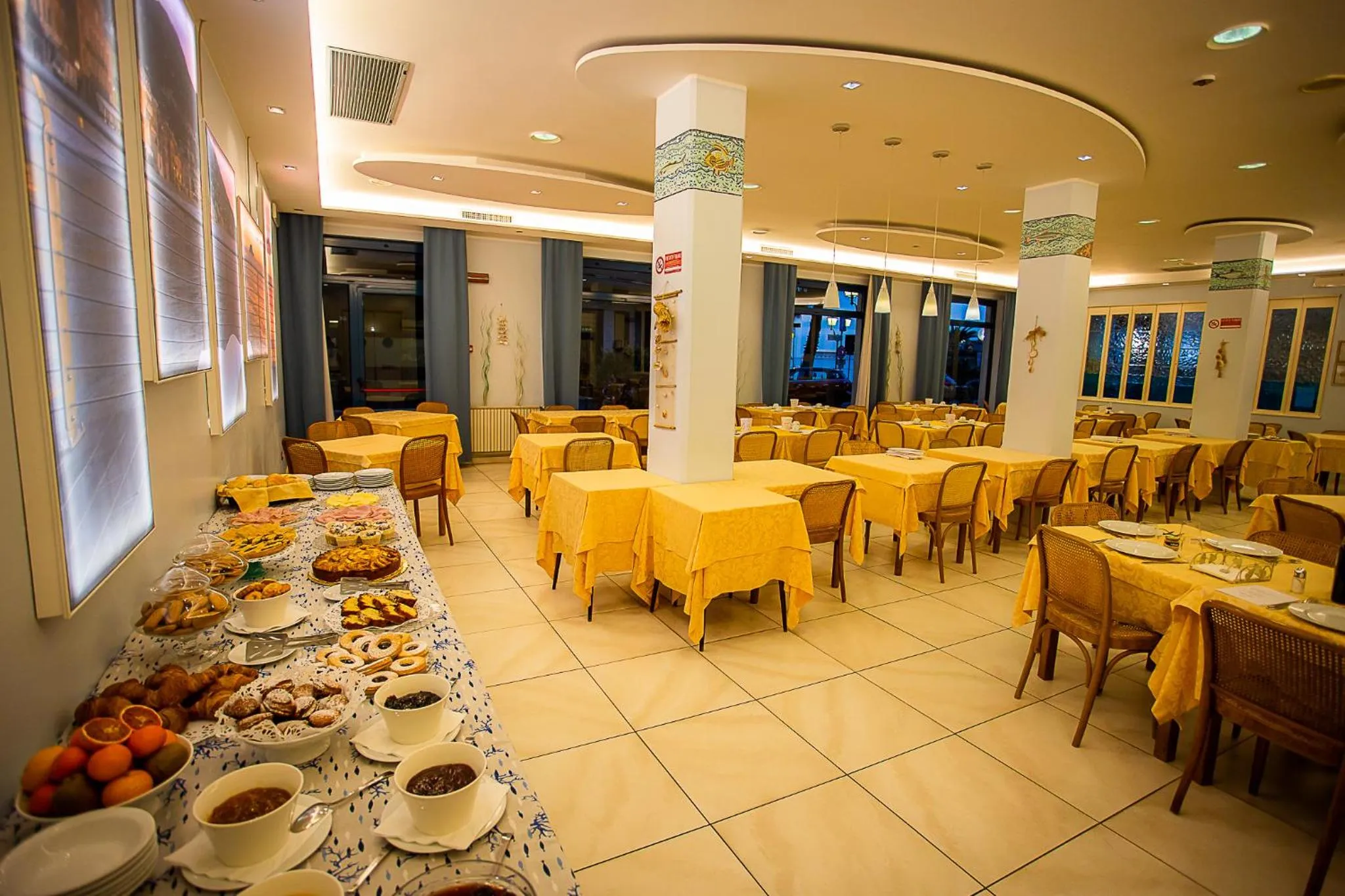 Breakfast in Hotel Nuovo Al Mare