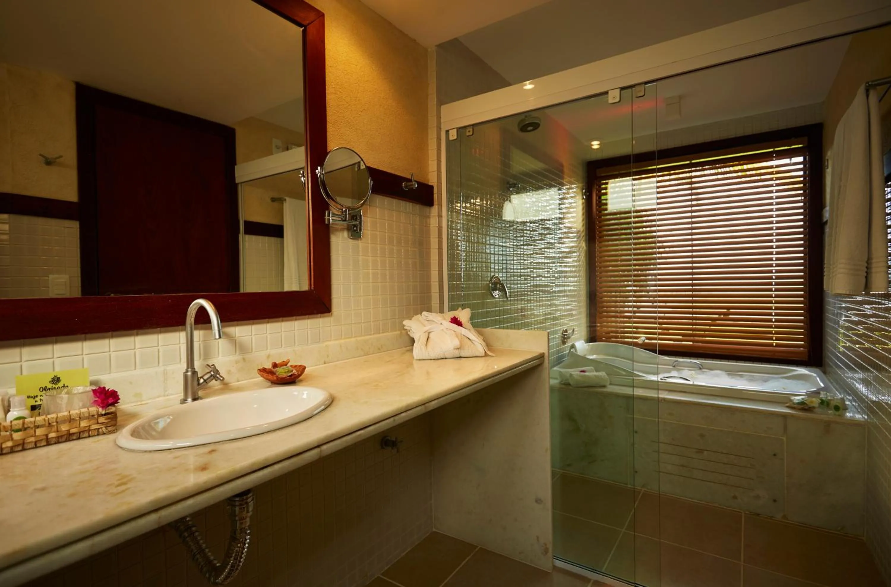 Hot Tub in Gungaporanga Hotel