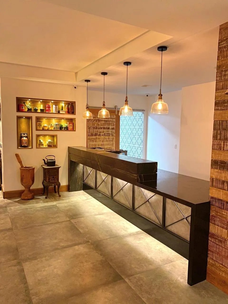 Restaurant/places to eat in Natal Dunnas Hotel