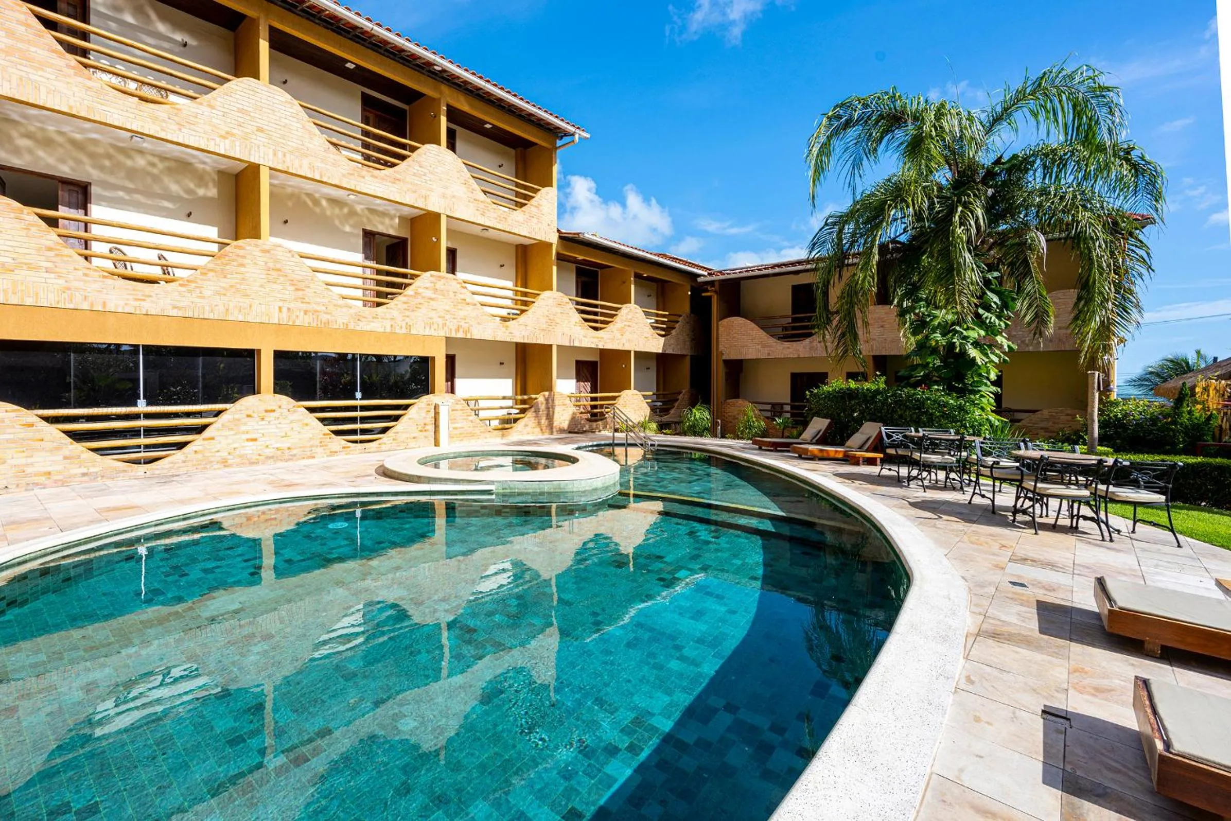 Property building in Natal Dunnas Hotel