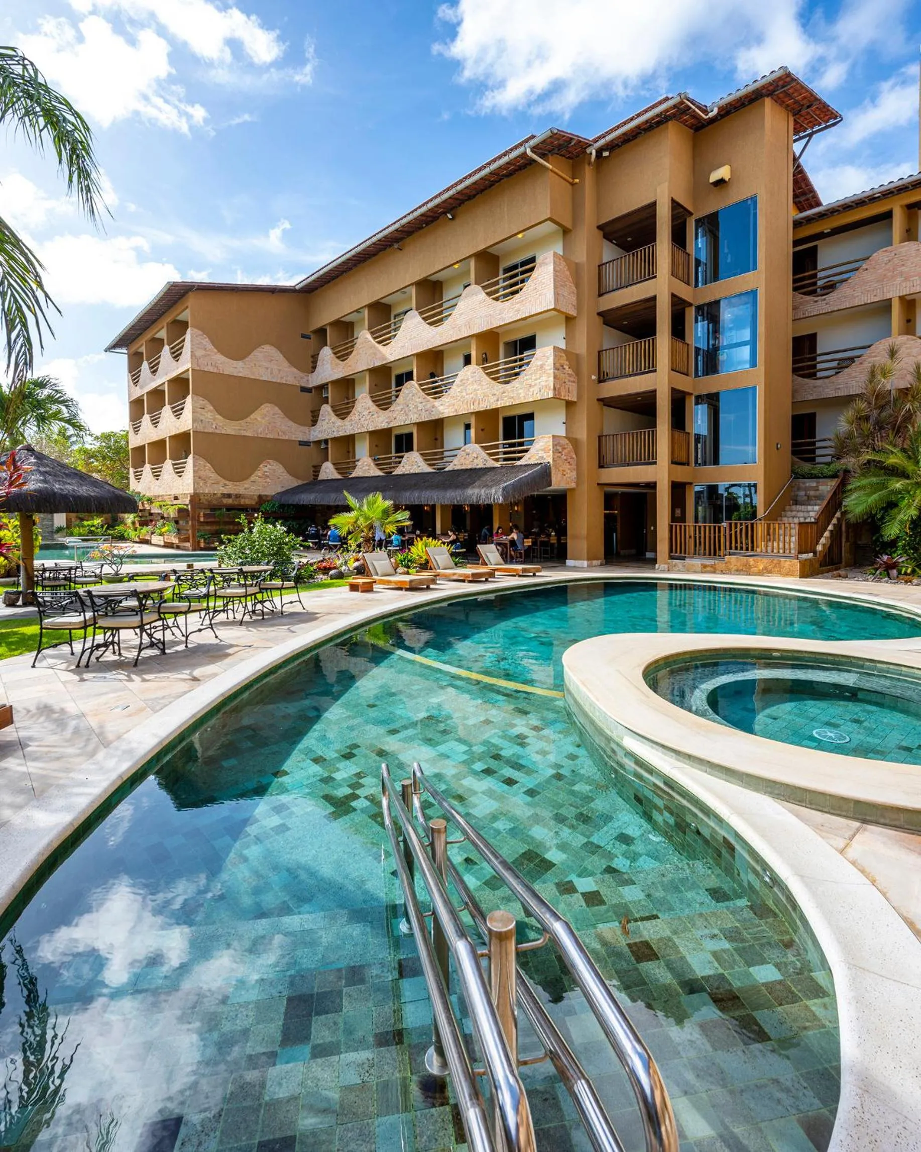 Swimming pool in Natal Dunnas Hotel