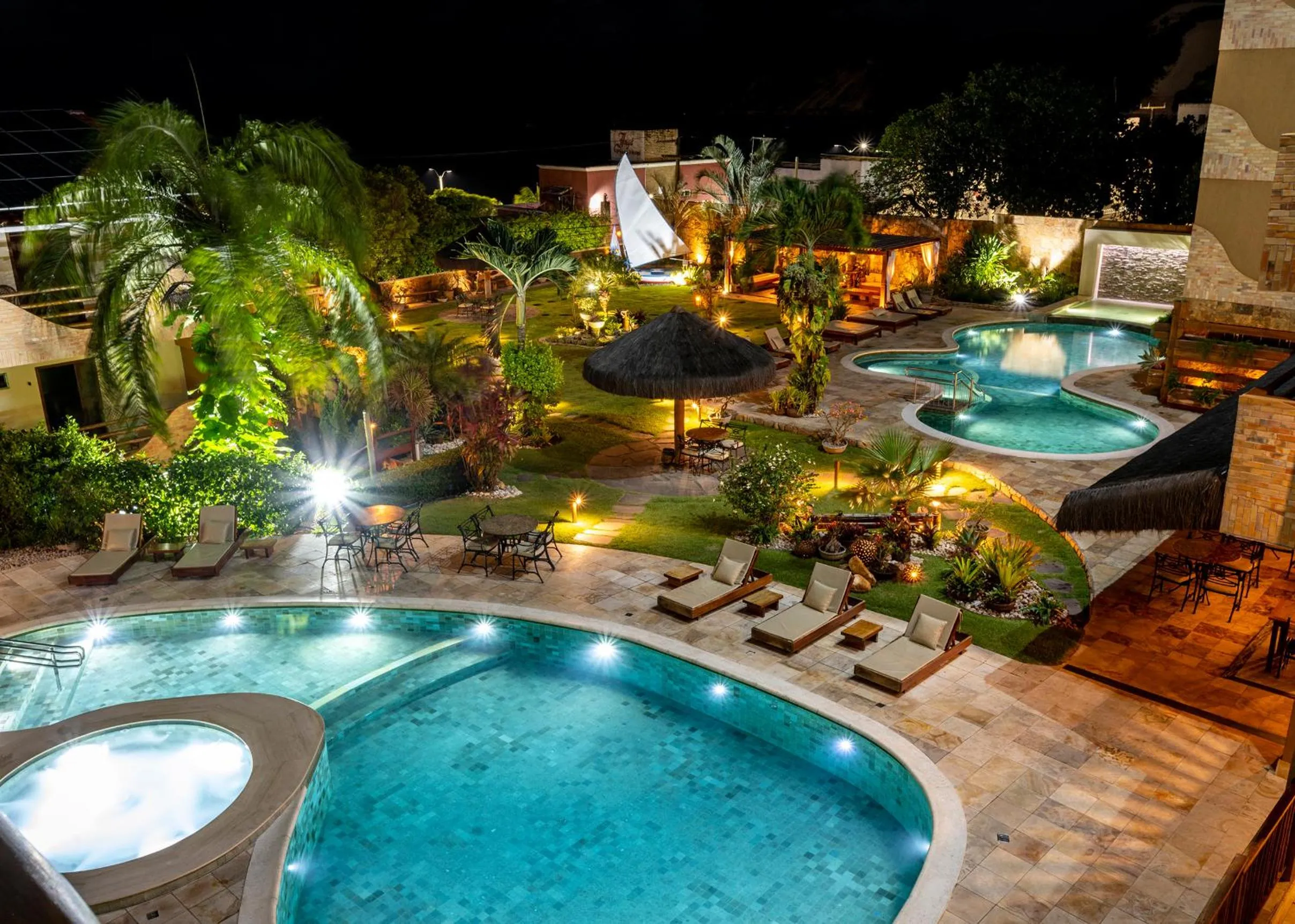 Swimming pool in Natal Dunnas Hotel