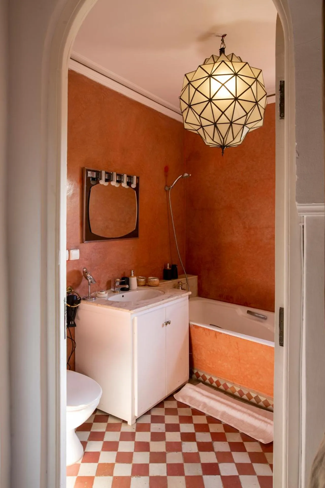 Bathroom, Bed in Indian Palace