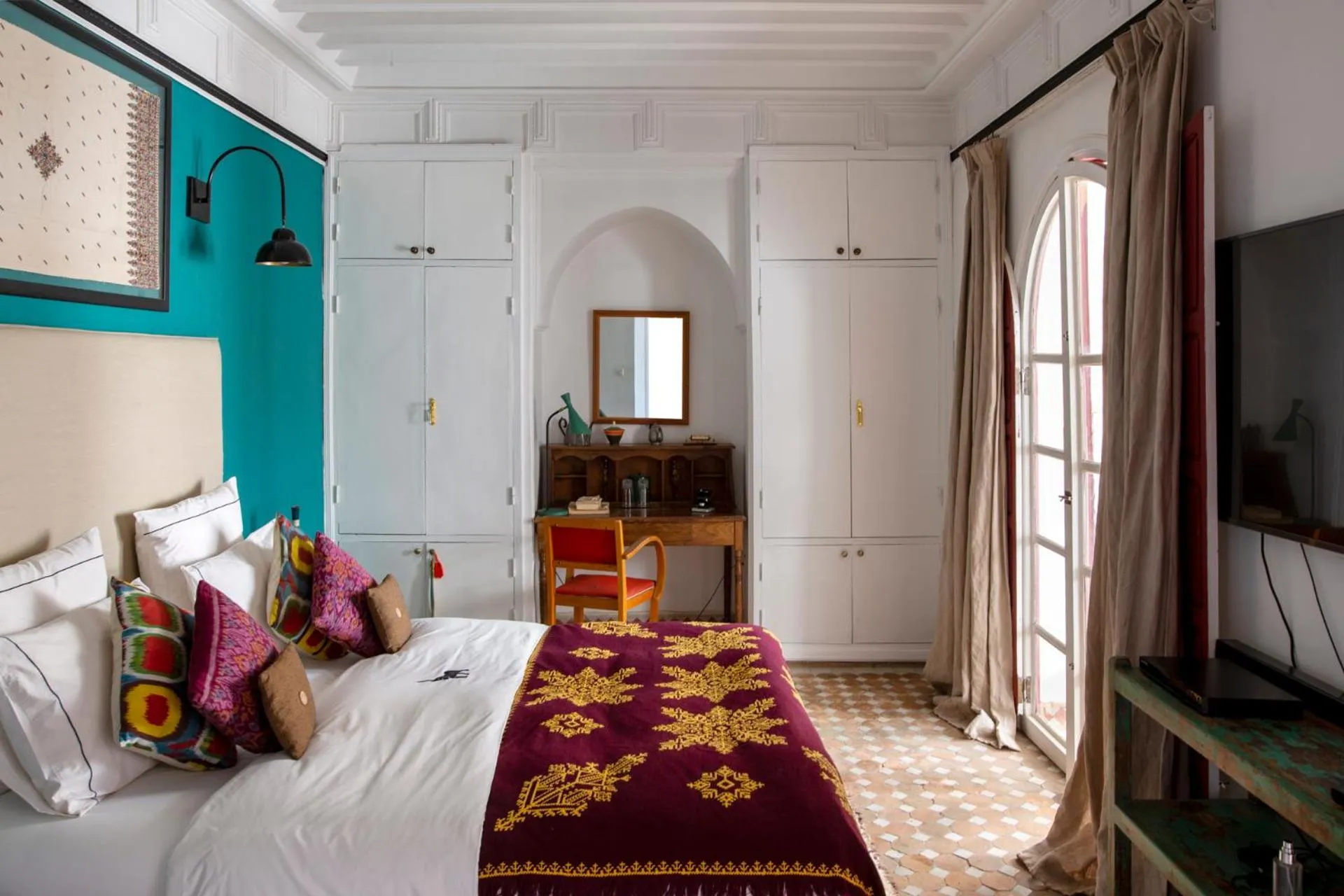 Bedroom, Bed in Indian Palace