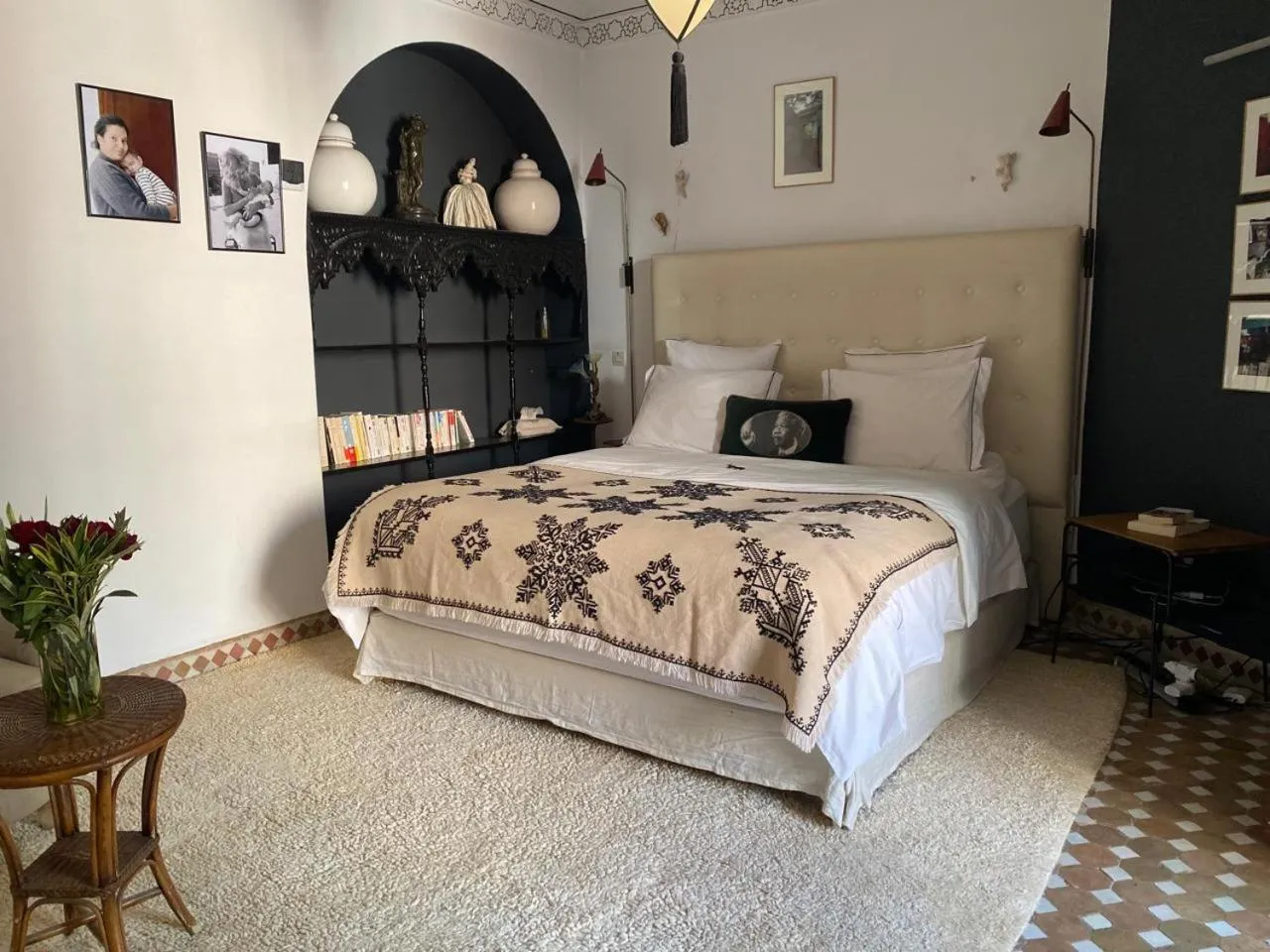 Bedroom, Bed in Indian Palace