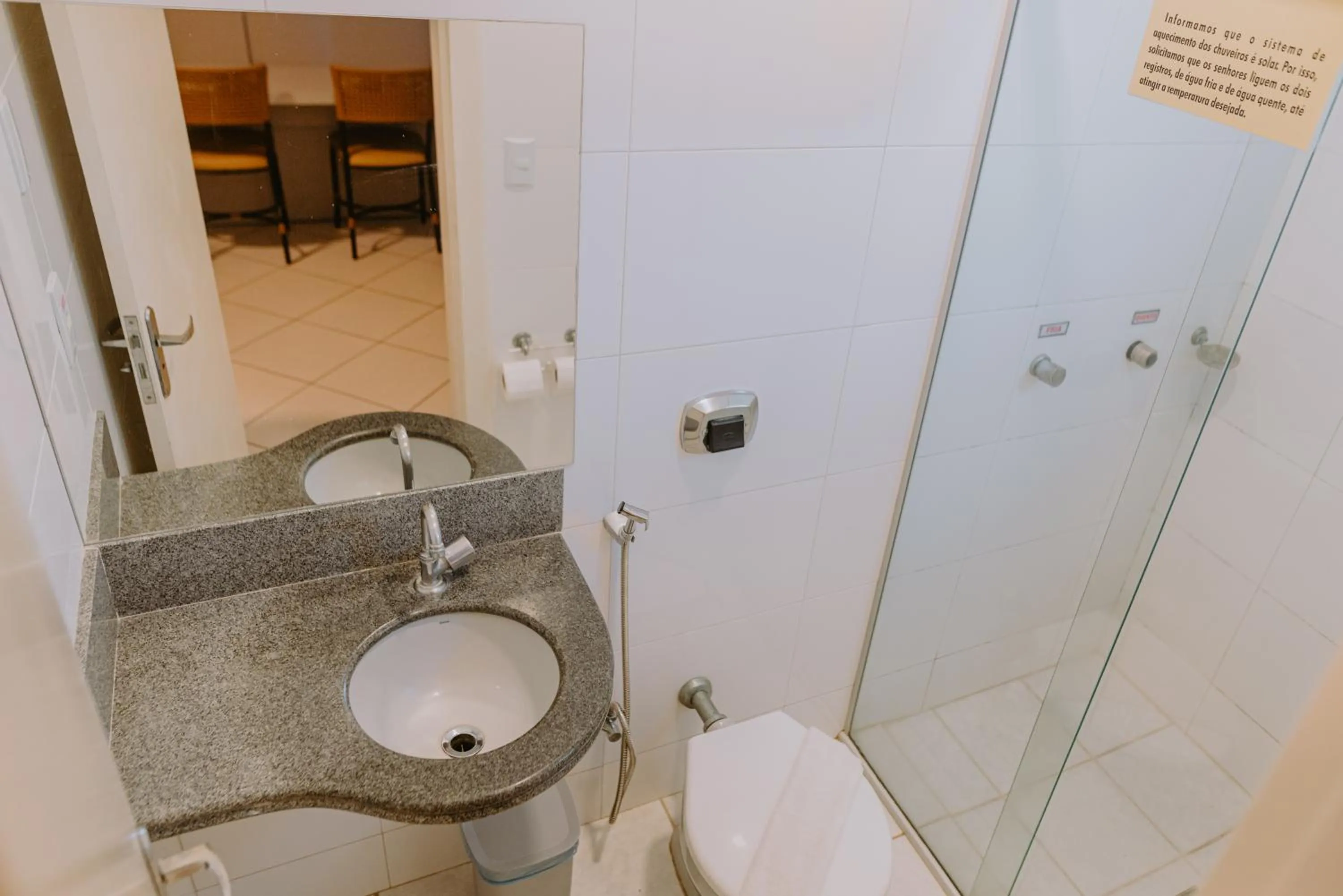 Bathroom in Lago Da Palma