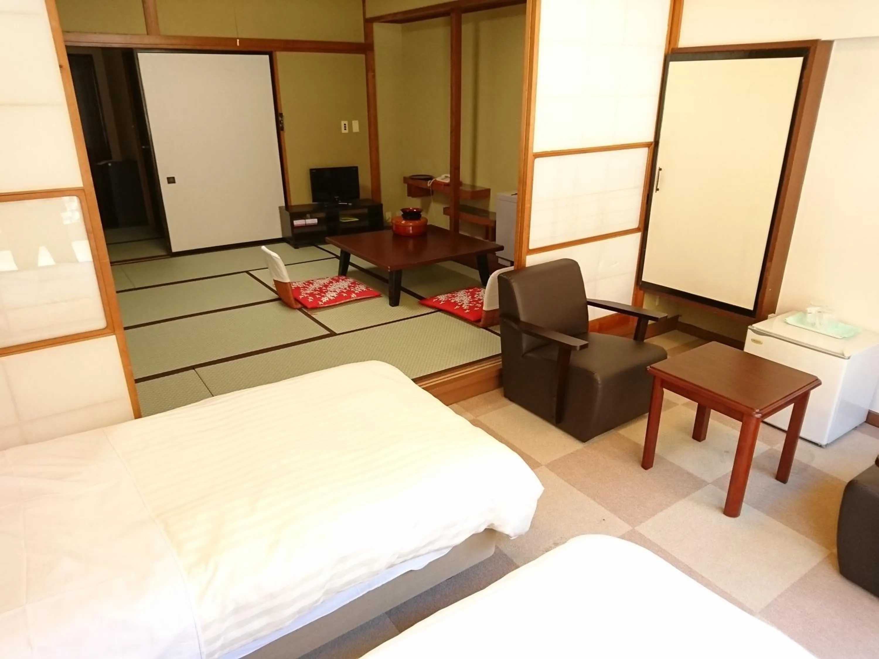 Bed in Ichiryukaku Honkan