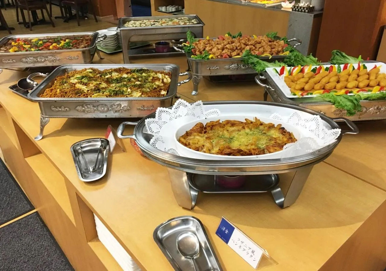 Dinner in Itoen Hotel New Sakura