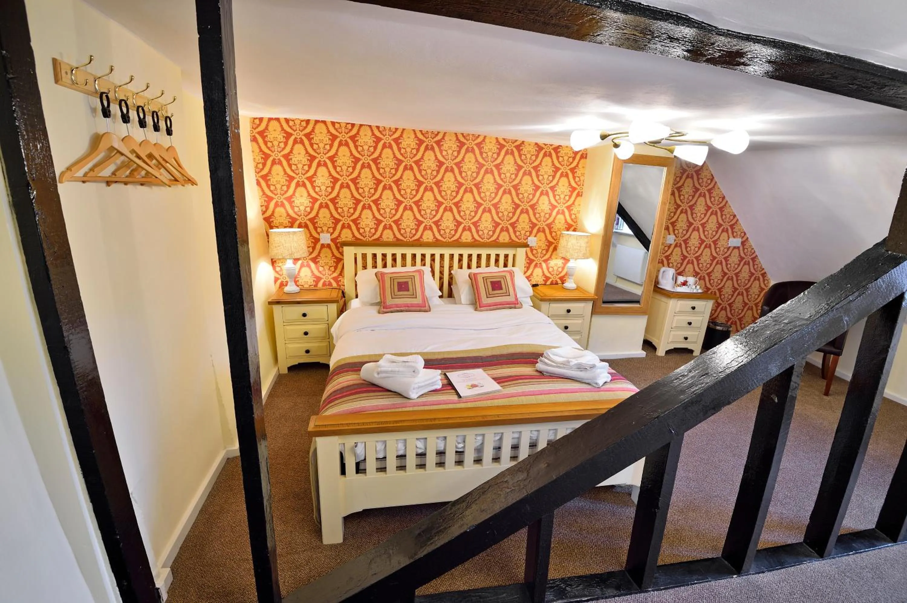 Bedroom, Bed in The Royal Victoria and Bull Hotel