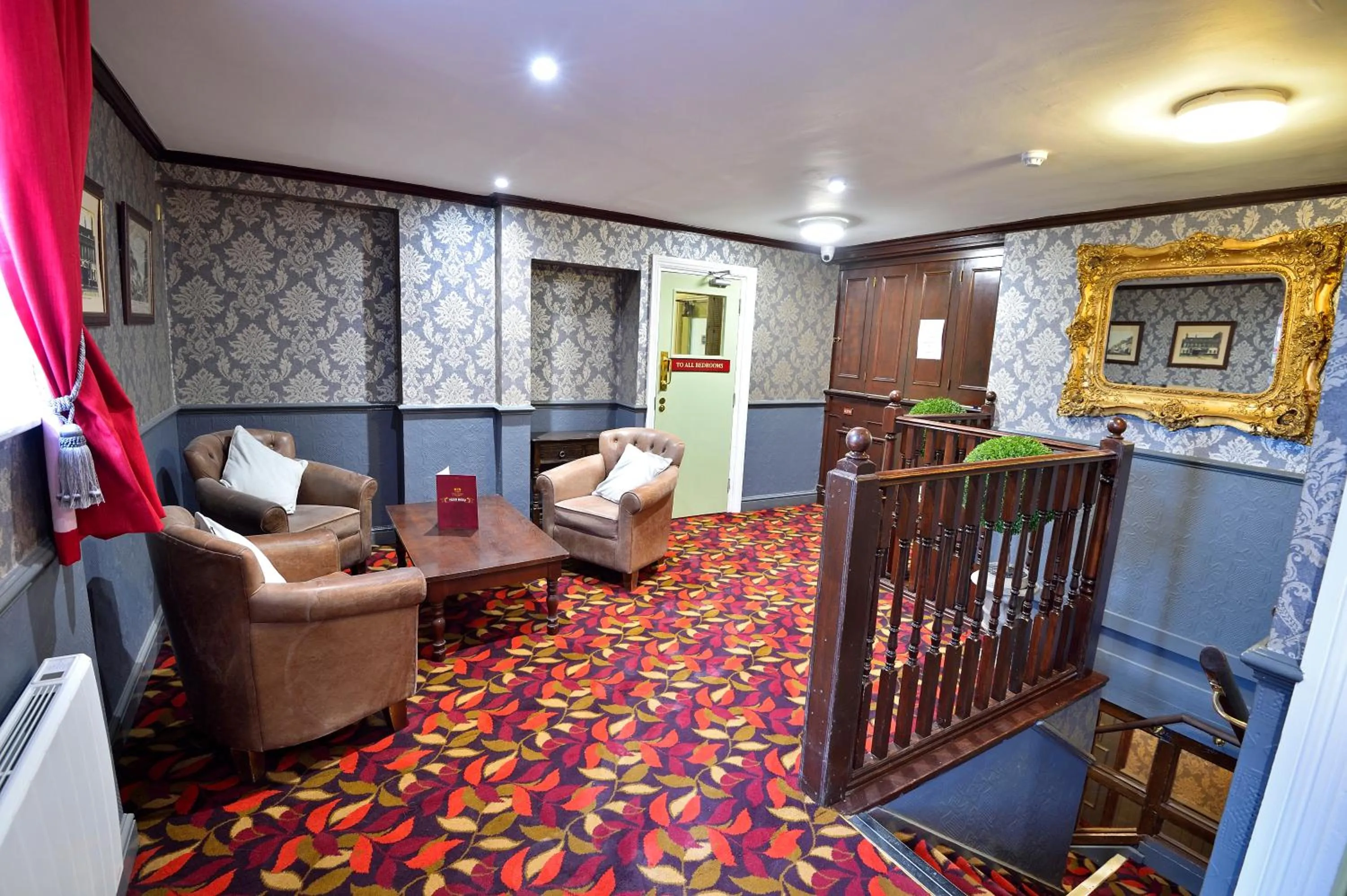 Area and facilities in The Royal Victoria and Bull Hotel