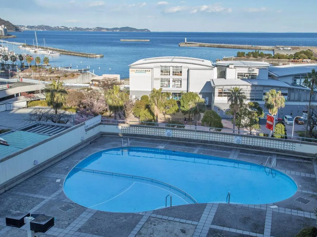 Swimming pool in Hotel Oonoya