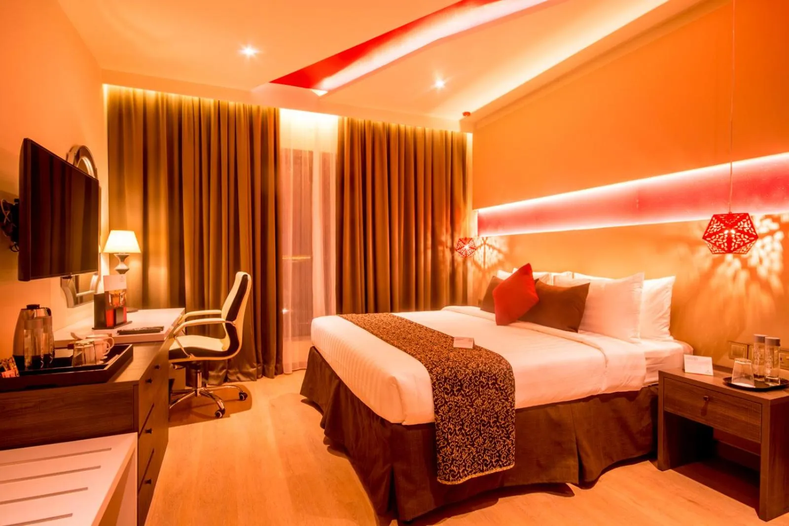 Bed in Carnelian Muscat - Airport Hotel